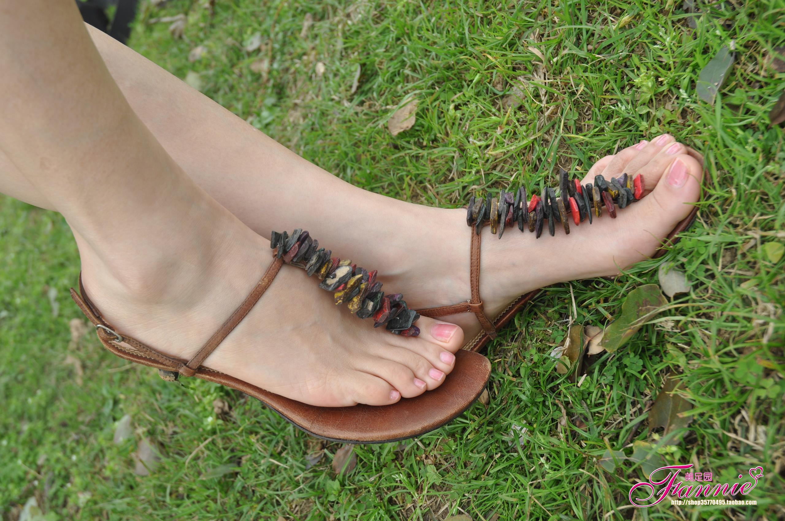 图片[18]-Fannie芬妮每足园 No.309 梦幻绿洲 [64P] – 速更版-美库