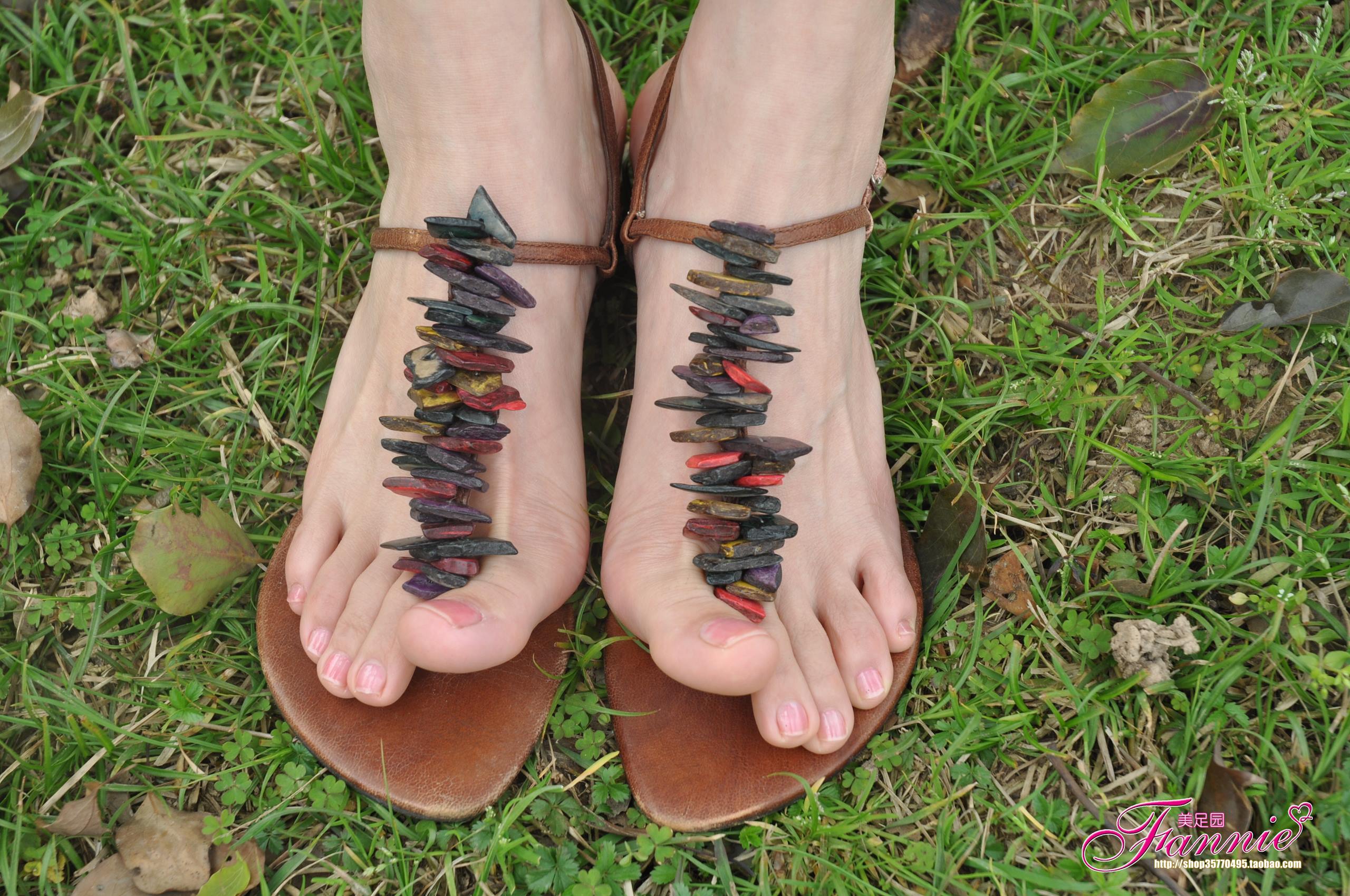 图片[25]-Fannie芬妮每足园 No.309 梦幻绿洲 [64P] – 速更版-美库