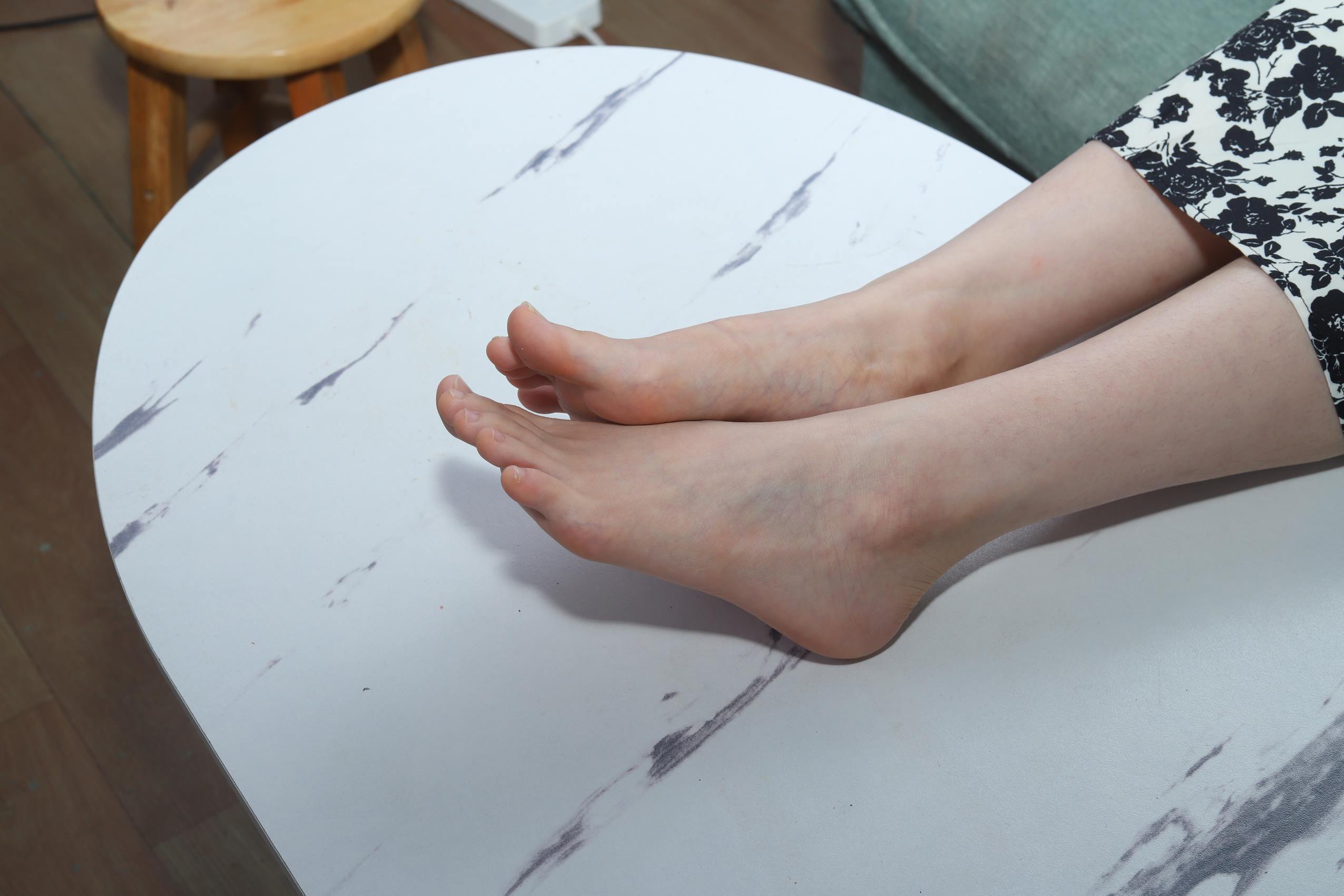 图片[95]-Pary摄影 NO.091 颖怡的35码小脚丫一手就能完全握住了[95P] – 速更版-美库