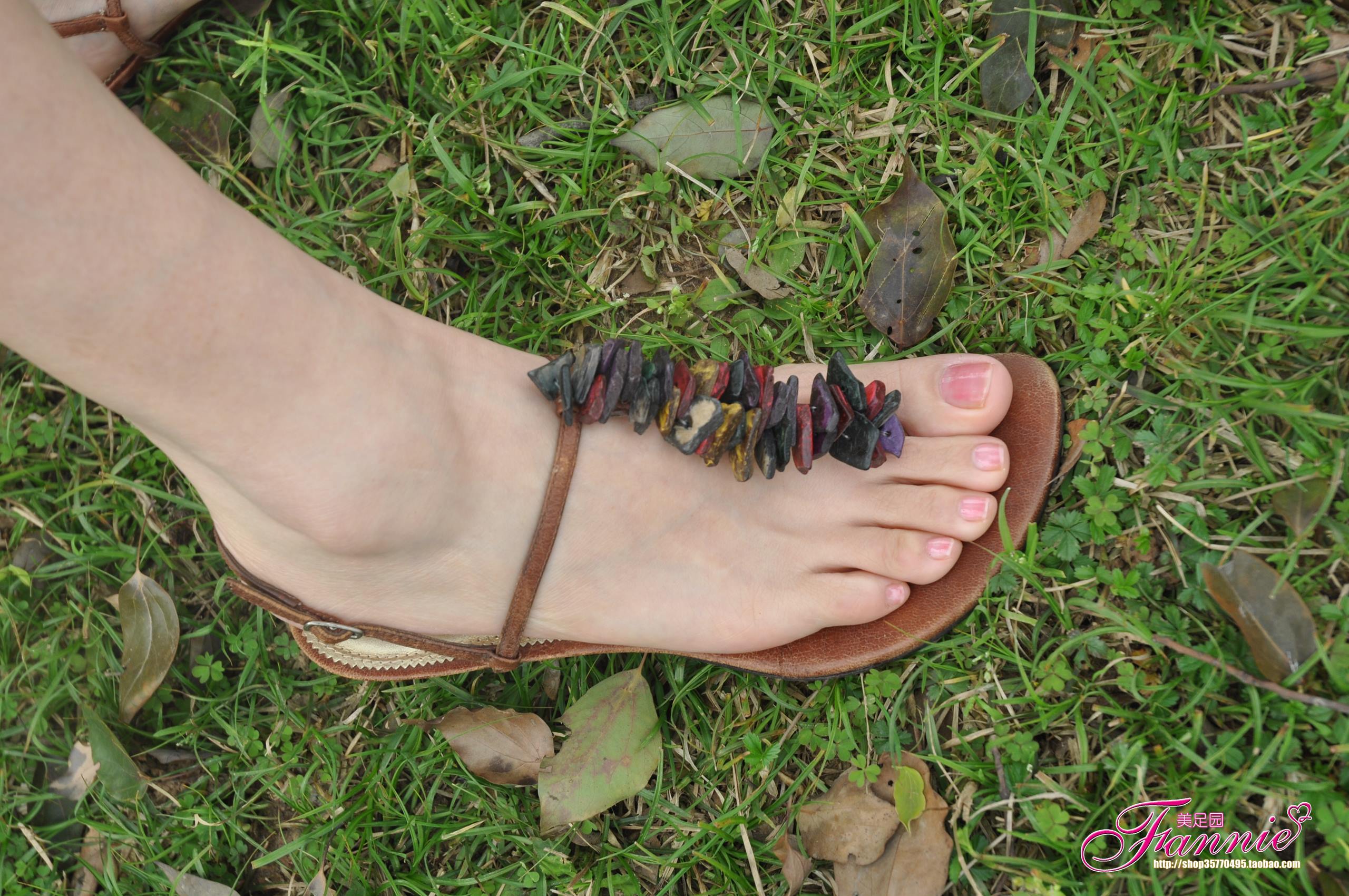 图片[28]-Fannie芬妮每足园 No.309 梦幻绿洲 [64P] – 速更版-美库