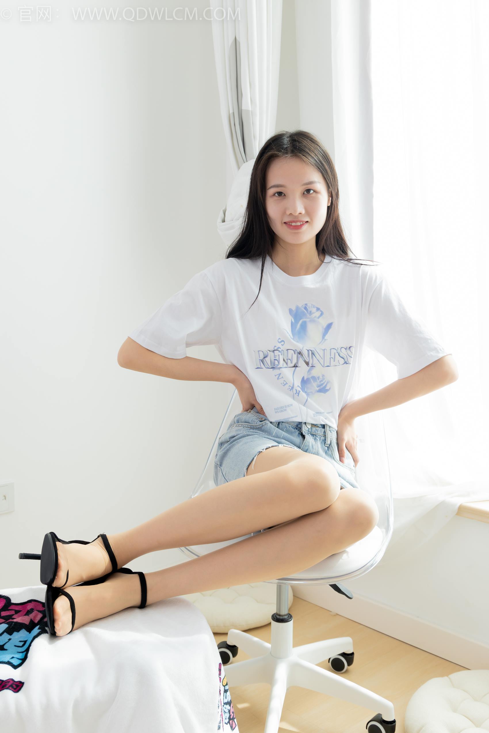 图片[38]-物恋传媒 NO.1756 颜颜-暖阳下[160P] – 速更版-美库