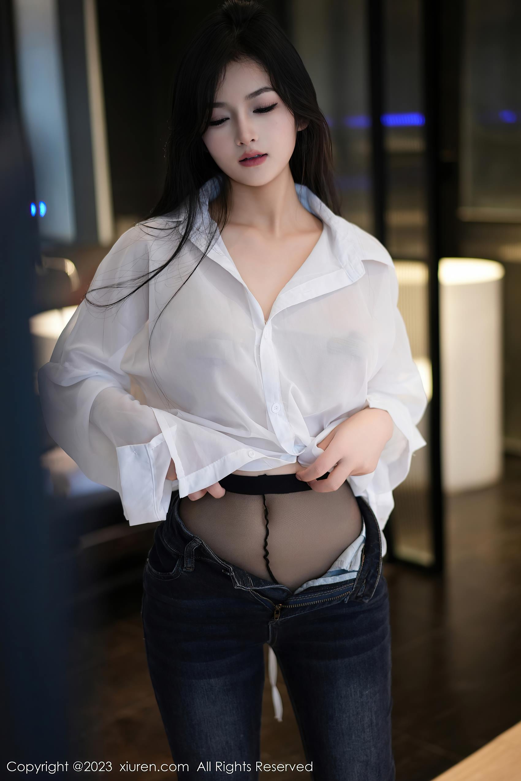 图片[16]-[Xiuren秀人网]2023.11.10 NO.7645 谭小灵 个性白色衬衫 [28+1P] – 速更版-美库