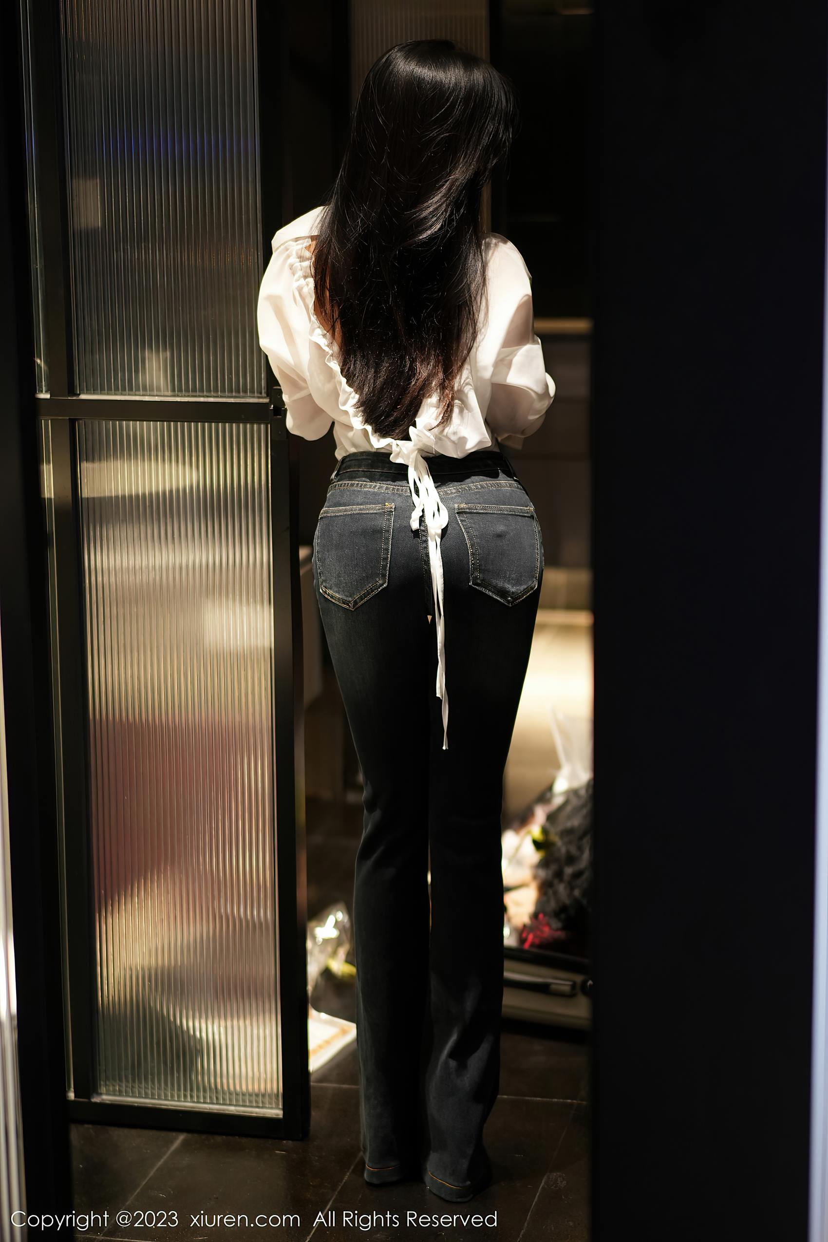 图片[29]-[Xiuren秀人网]2023.11.10 NO.7645 谭小灵 个性白色衬衫 [28+1P] – 速更版-美库