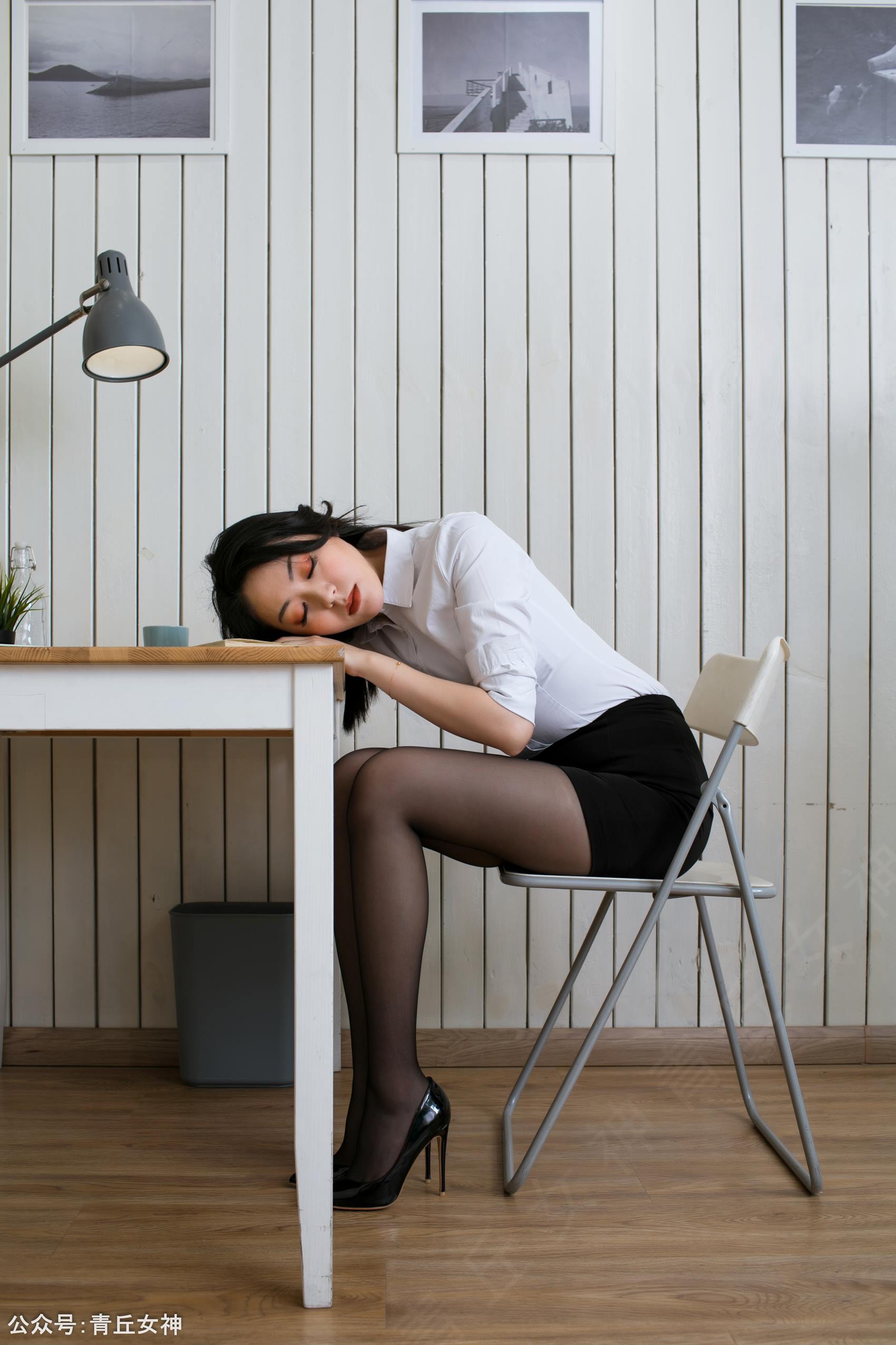 图片[141]-[青丘女神] 2019.01.25 NO.137 妮妮 不一样的拍摄经历 [140P] – 速更版-美库