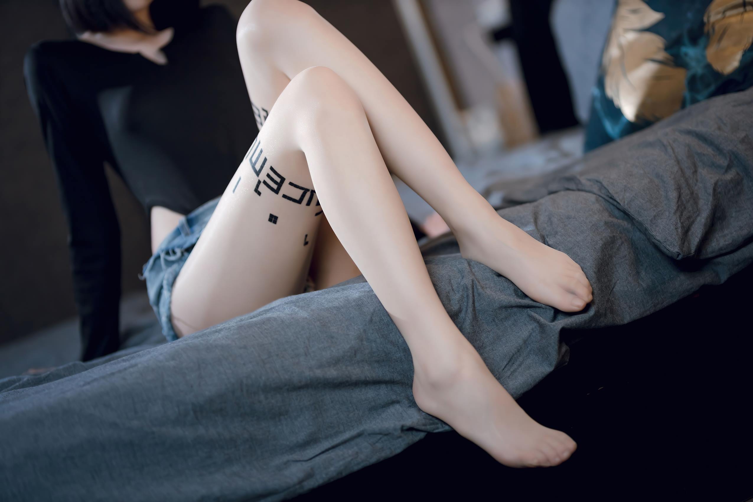 图片[16]-许岚(叁月life) – 纯欲牛仔短裤2[40P] – 速更版-美库