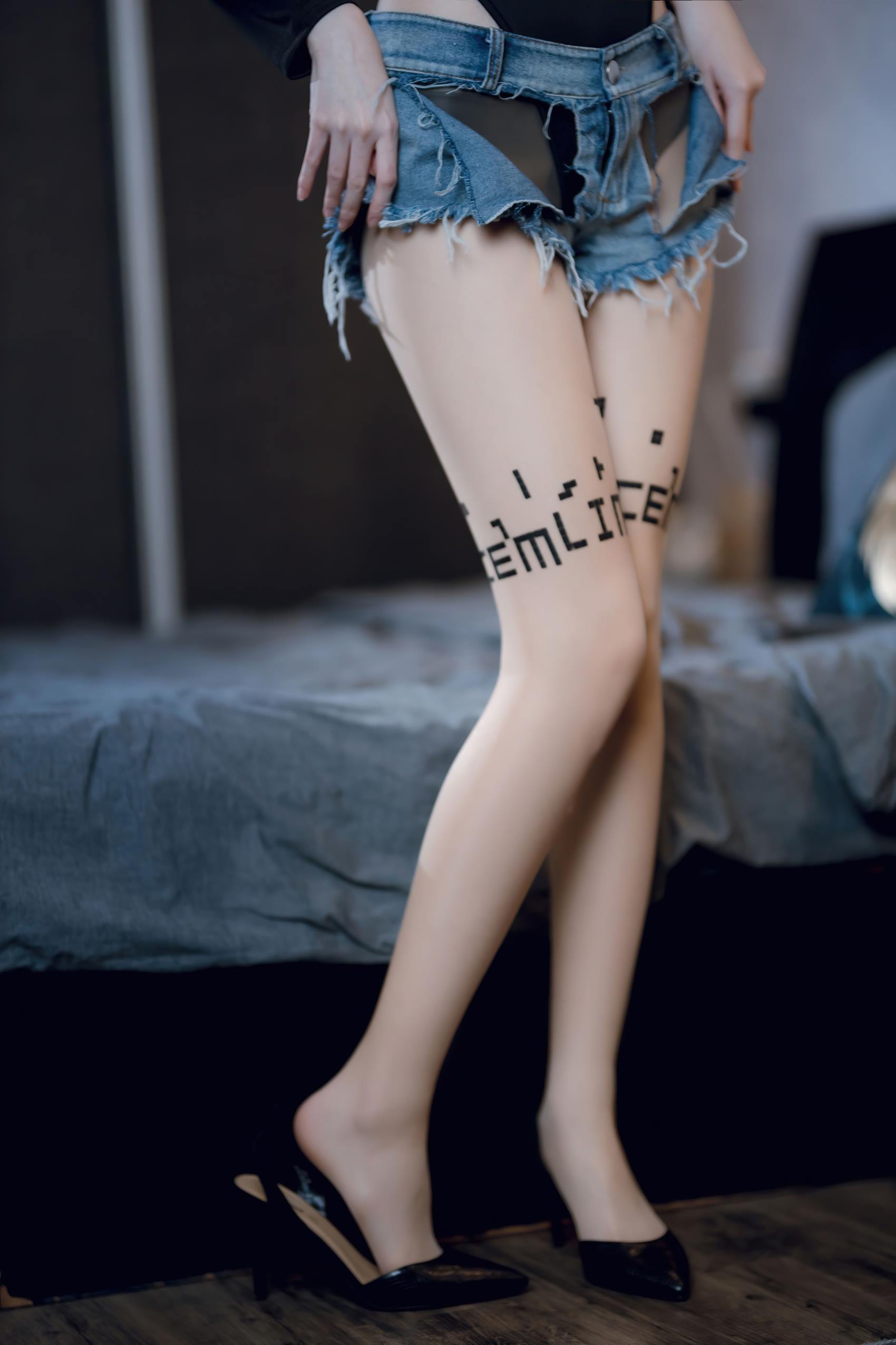 图片[17]-许岚(叁月life) – 纯欲牛仔短裤2[40P] – 速更版-美库