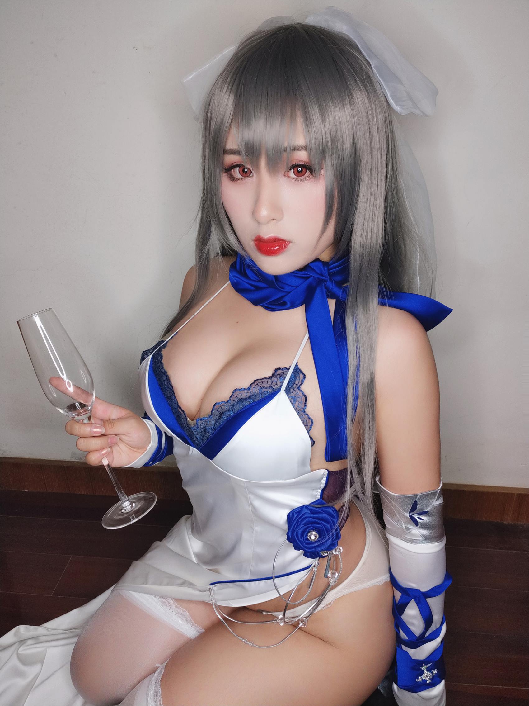 柘烟_Zuken - 路易九世礼服自拍[12P] - 速更版-绅士图