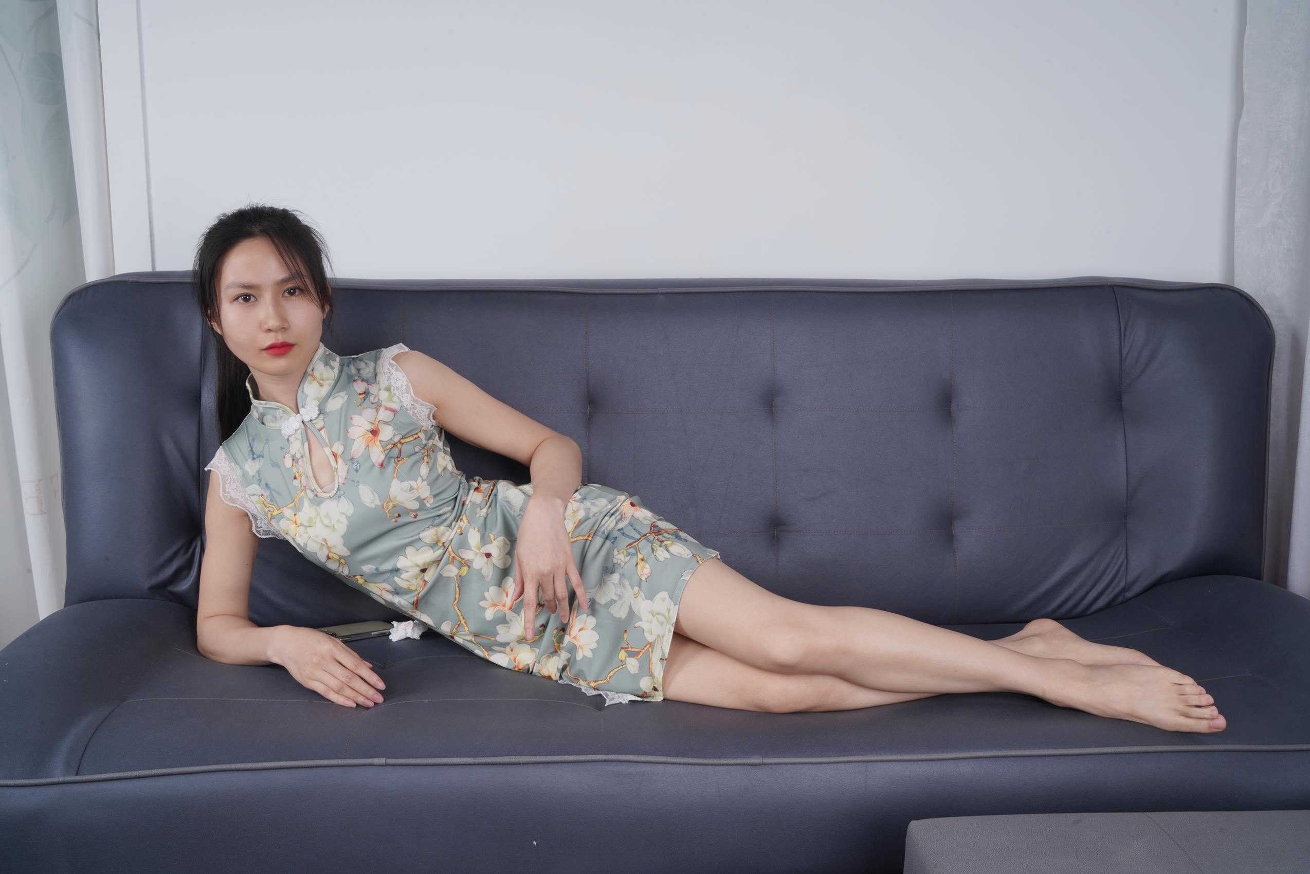 图片[56]-Pary摄影 NO.093 嘉敏穿上旗袍展示37码修长美脚[80P] – 速更版-美库