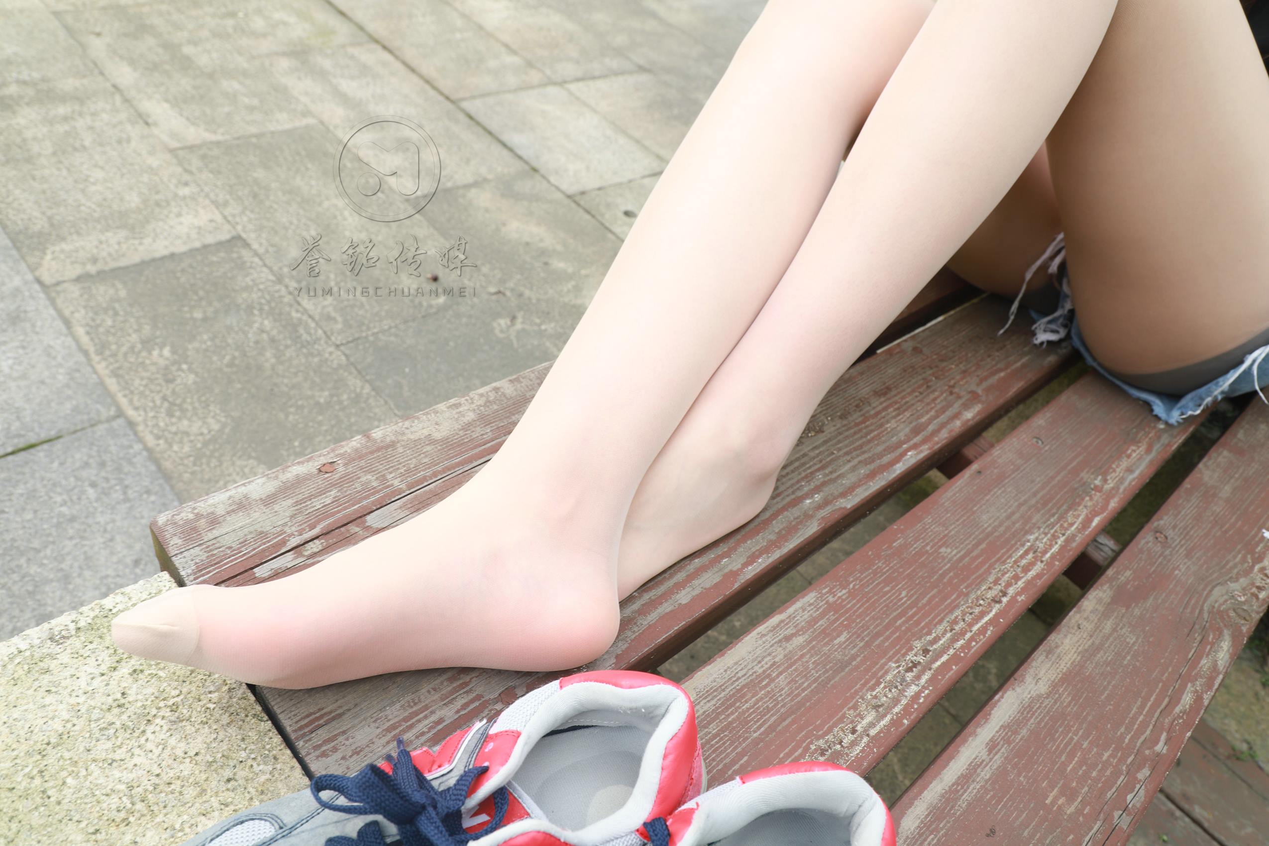 图片[60]-[誉铭传媒]袜足摄影 2019年 NO.033[155P] – 速更版-美库