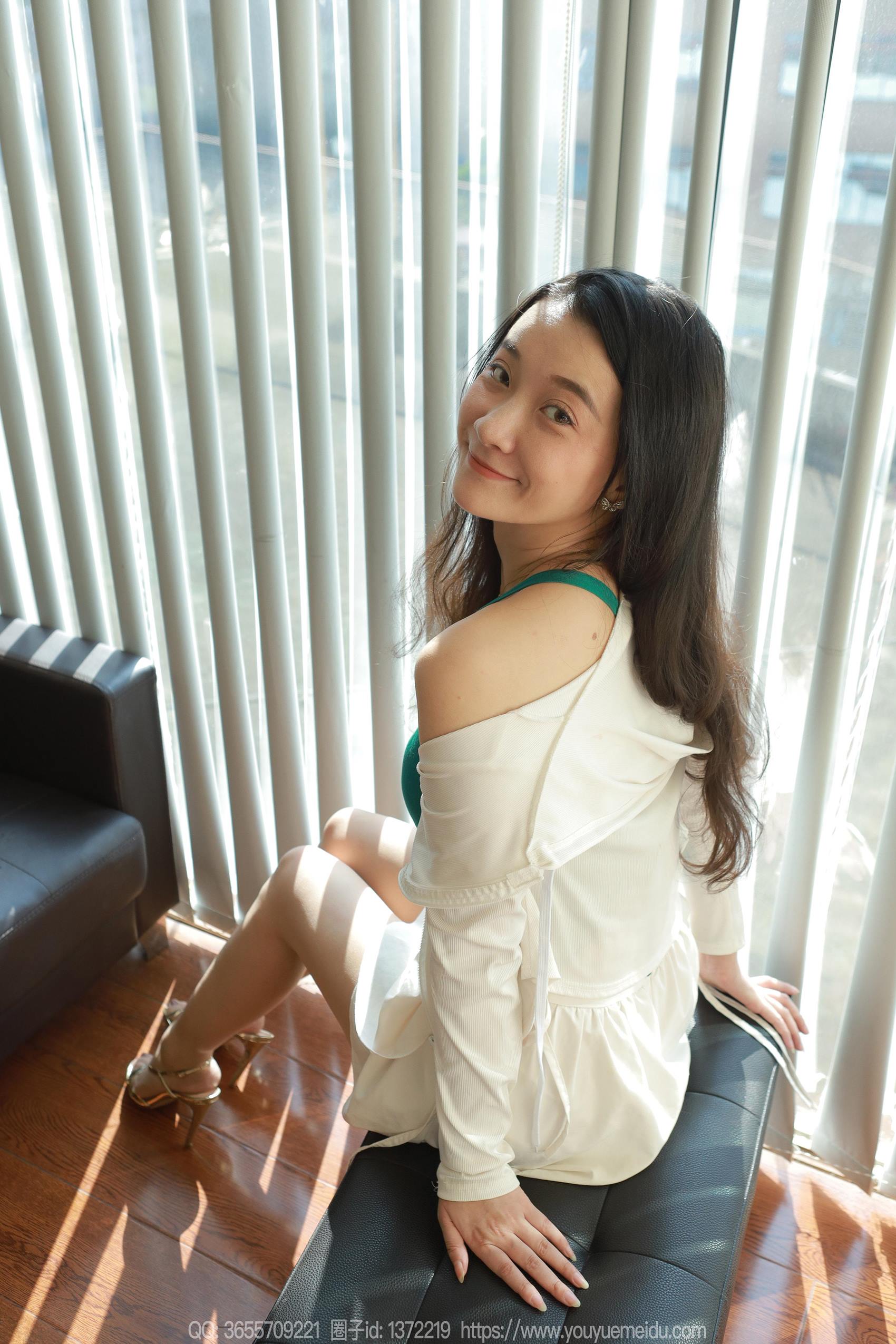 图片[68]-[IESS异思趣向] 2023.11.15 丝享家1586：秋秋《绿色挂脖》[88P] – 速更版-美库