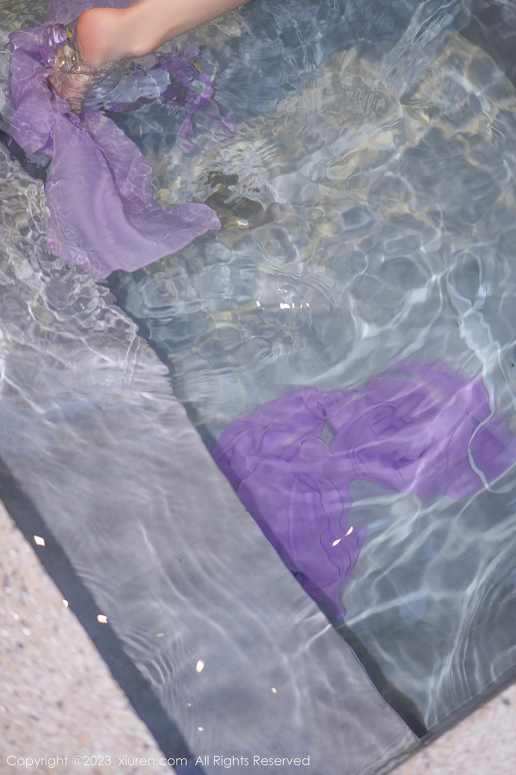 图片[13]-[Xiuren秀人网]2023.11.15 NO.7665 娇喘JC 清新紫色[17+1P] – 速更版-美库