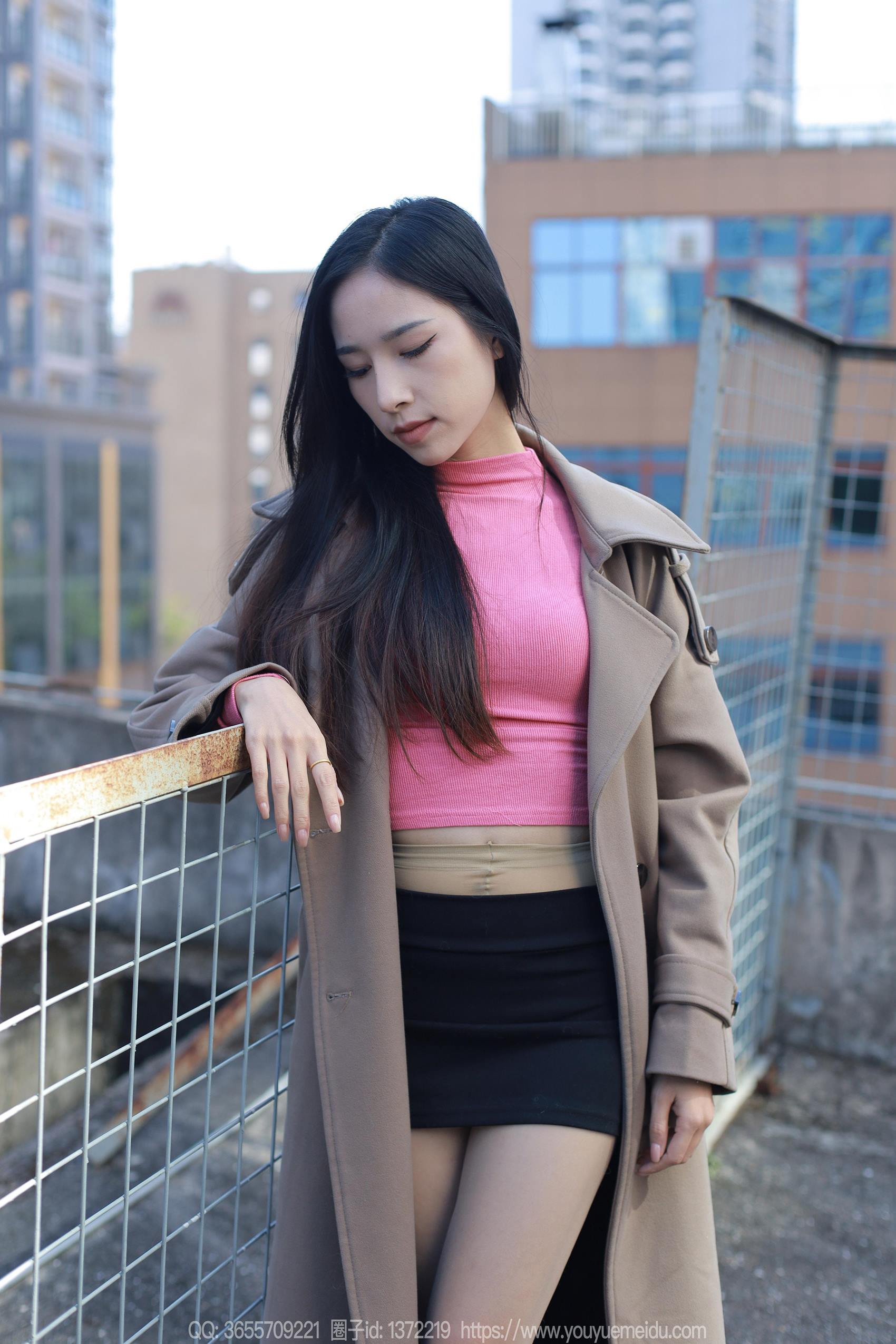 图片[30]-[IESS异思趣向] 2023.11.19 丝享家1589：美子《风衣的季节》[89P] – 速更版-美库