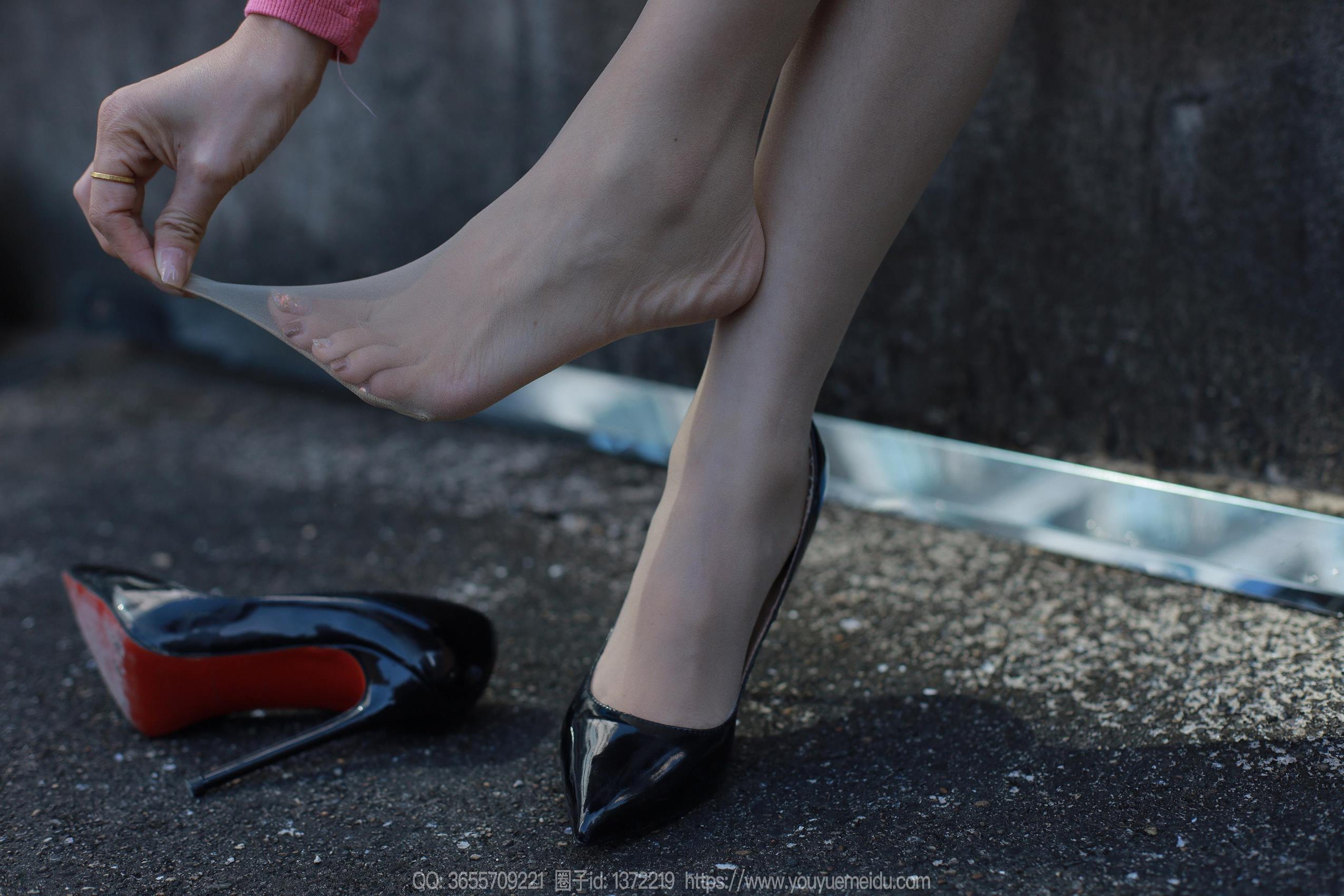 图片[51]-[IESS异思趣向] 2023.11.19 丝享家1589：美子《风衣的季节》[89P] – 速更版-美库