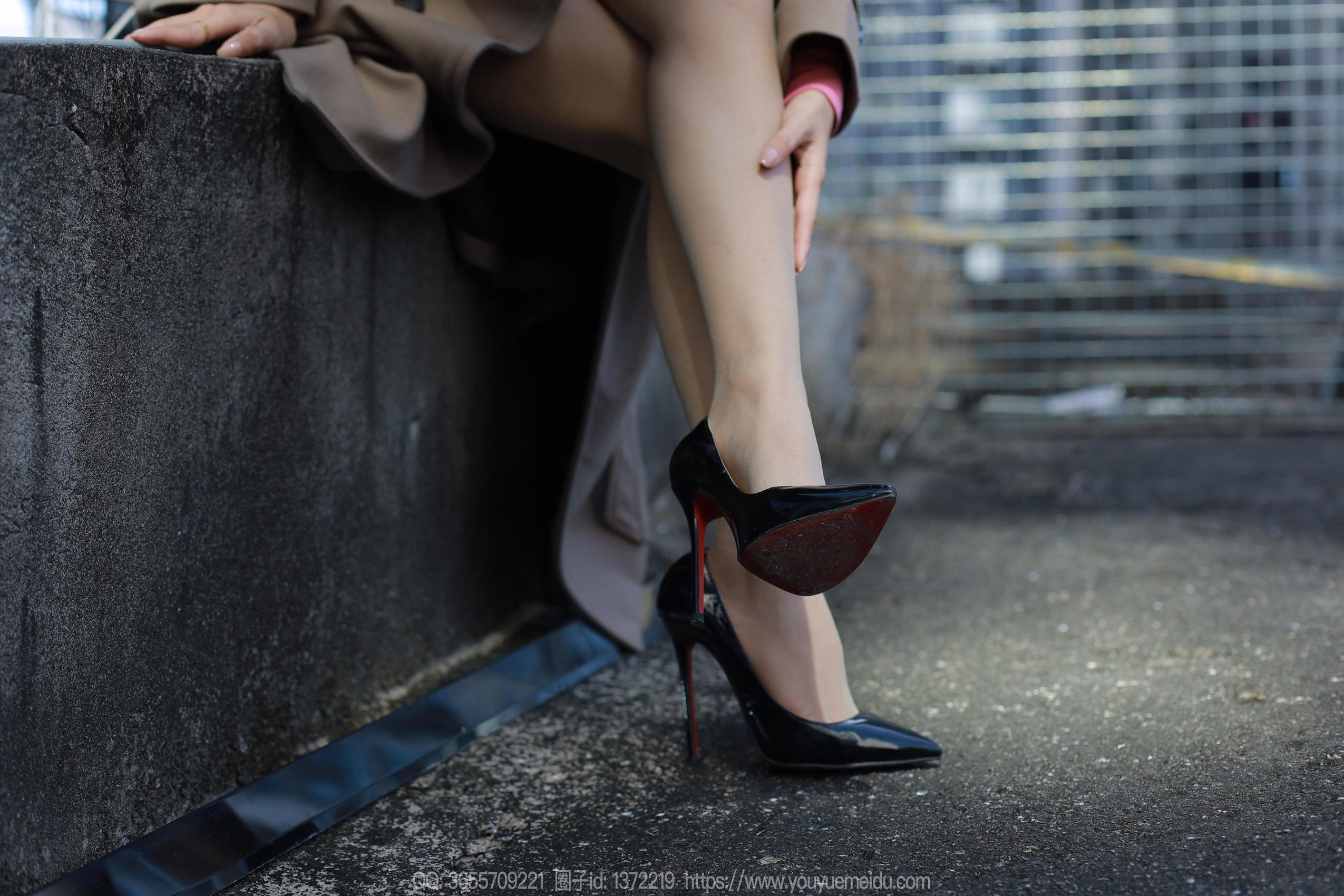 图片[63]-[IESS异思趣向] 2023.11.19 丝享家1589：美子《风衣的季节》[89P] – 速更版-美库