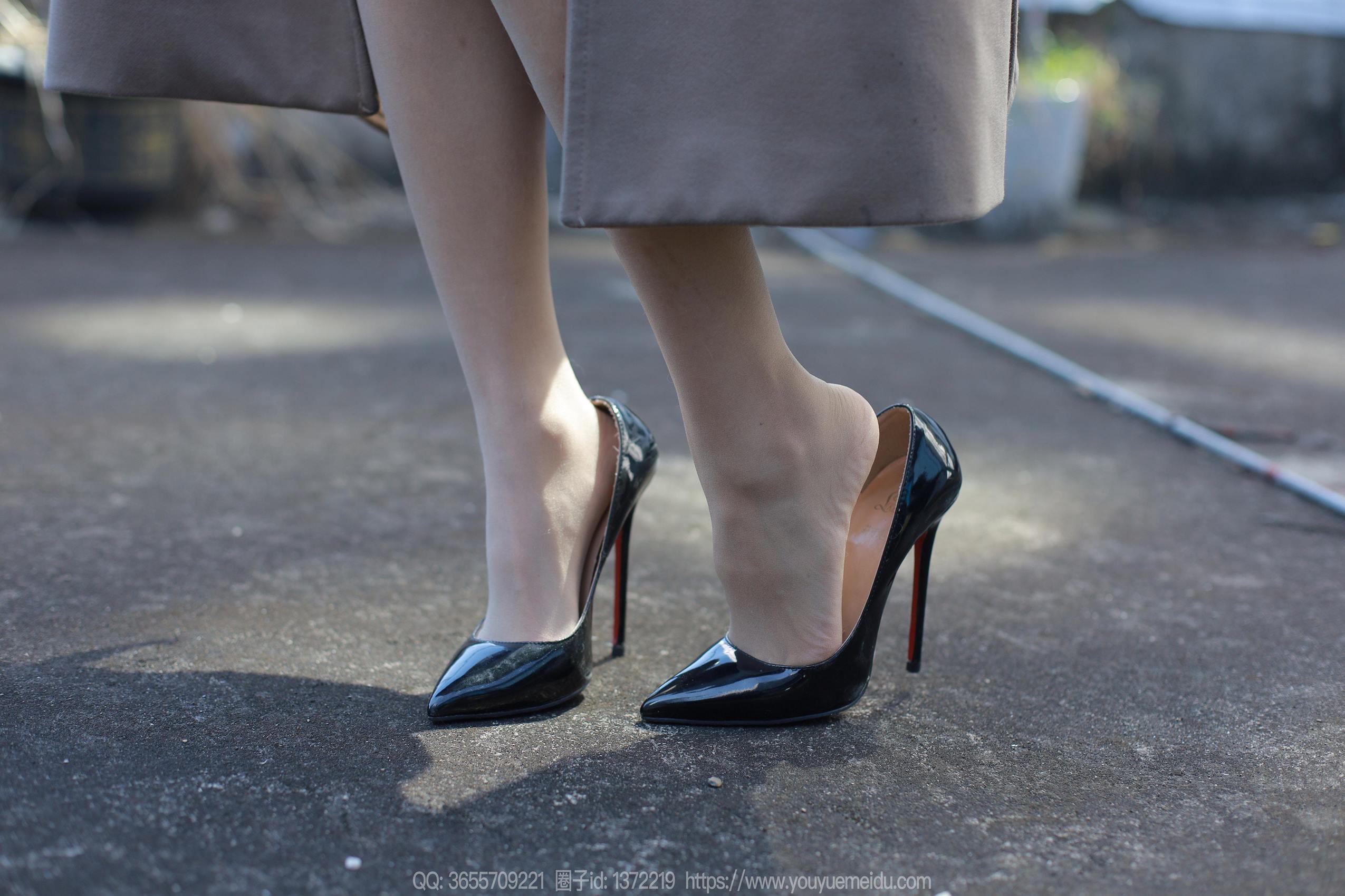 图片[85]-[IESS异思趣向] 2023.11.19 丝享家1589：美子《风衣的季节》[89P] – 速更版-美库