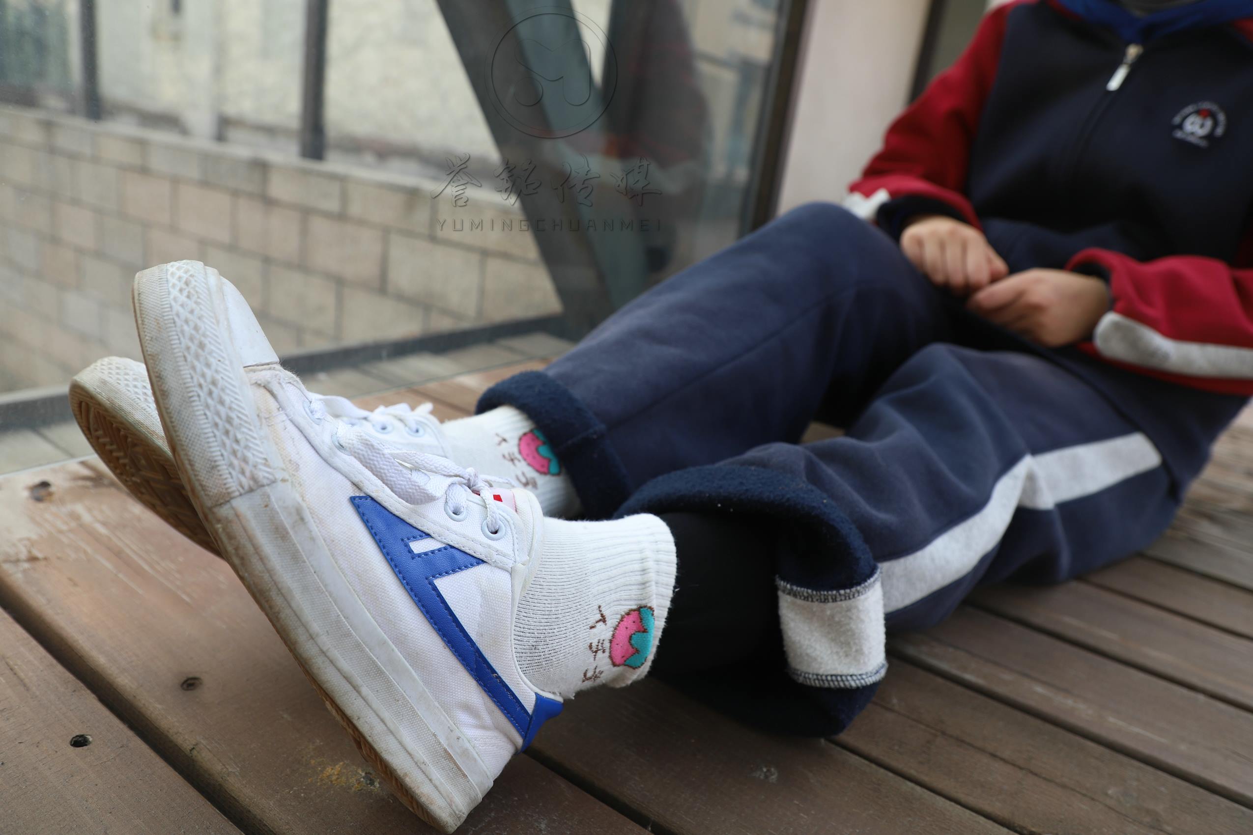 图片[32]-[誉铭传媒]袜足摄影 2019年《2月会员专享作品》[145P] – 速更版-美库