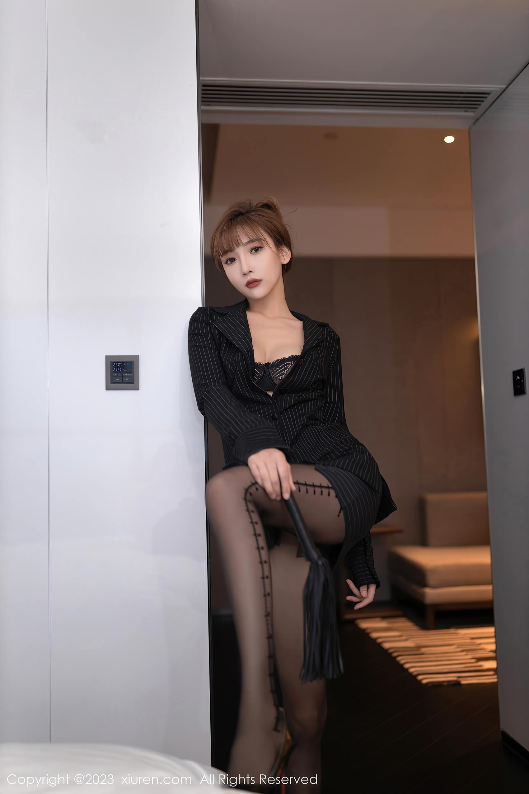 图片[52]-[Xiuren秀人网]2023.11.16 NO.7675 陆萱萱 霸气萱萱 [51+1P] – 速更版-美库