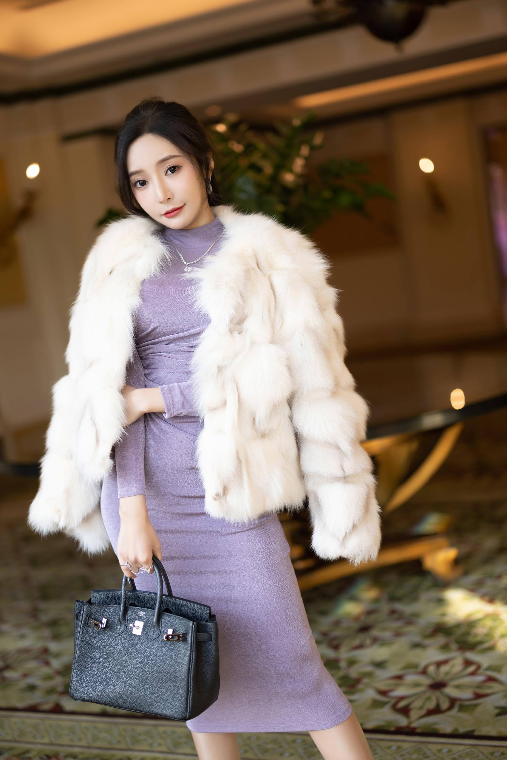 图片[37]-王馨瑶Yanni – 内购 皮草紫色裙子[43P] – 速更版-美库