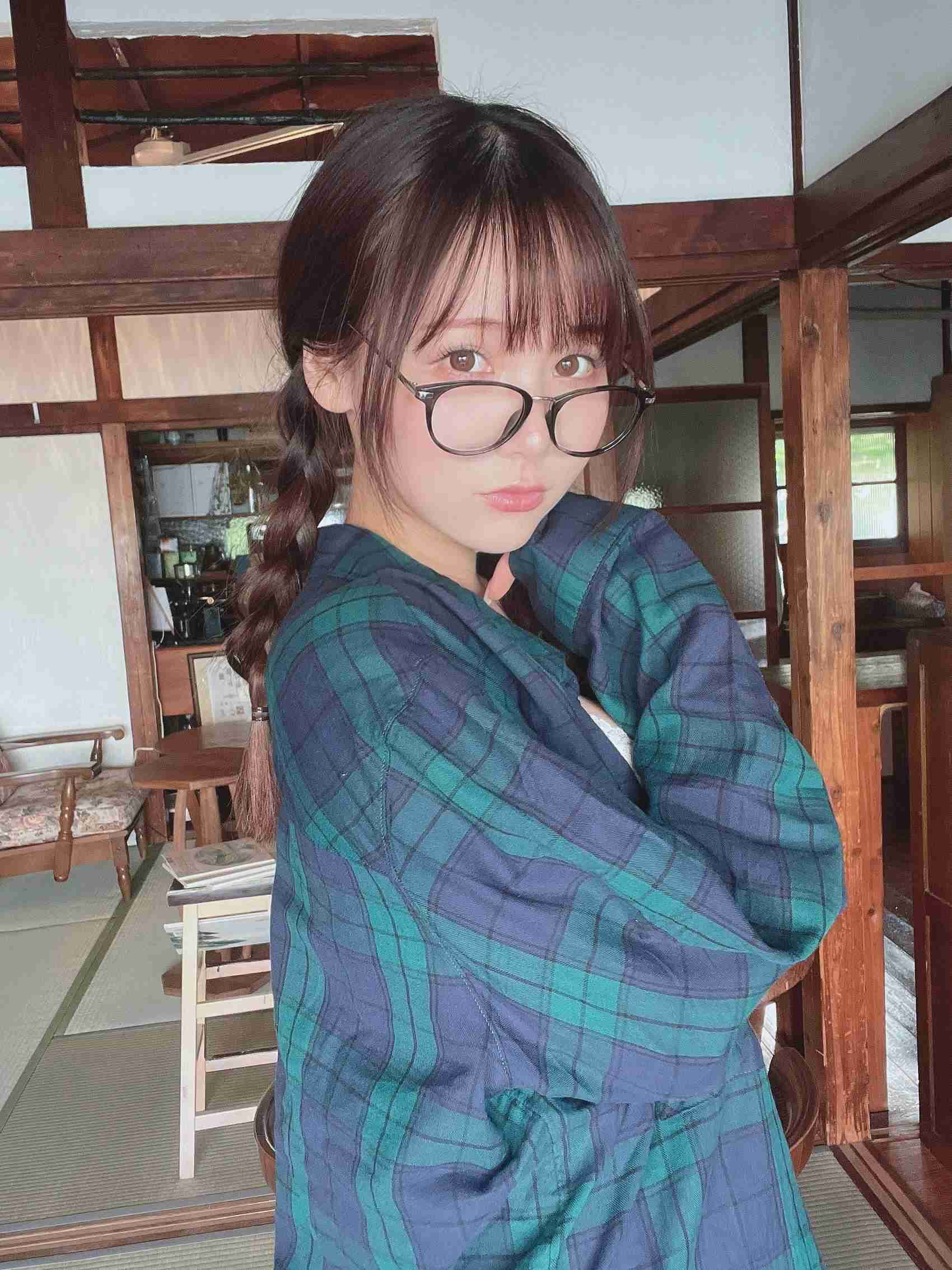 图片[28]-网紅Coser@けん研(けんけん) Fantia-2022年8月合辑[88P] – 速更版-美库