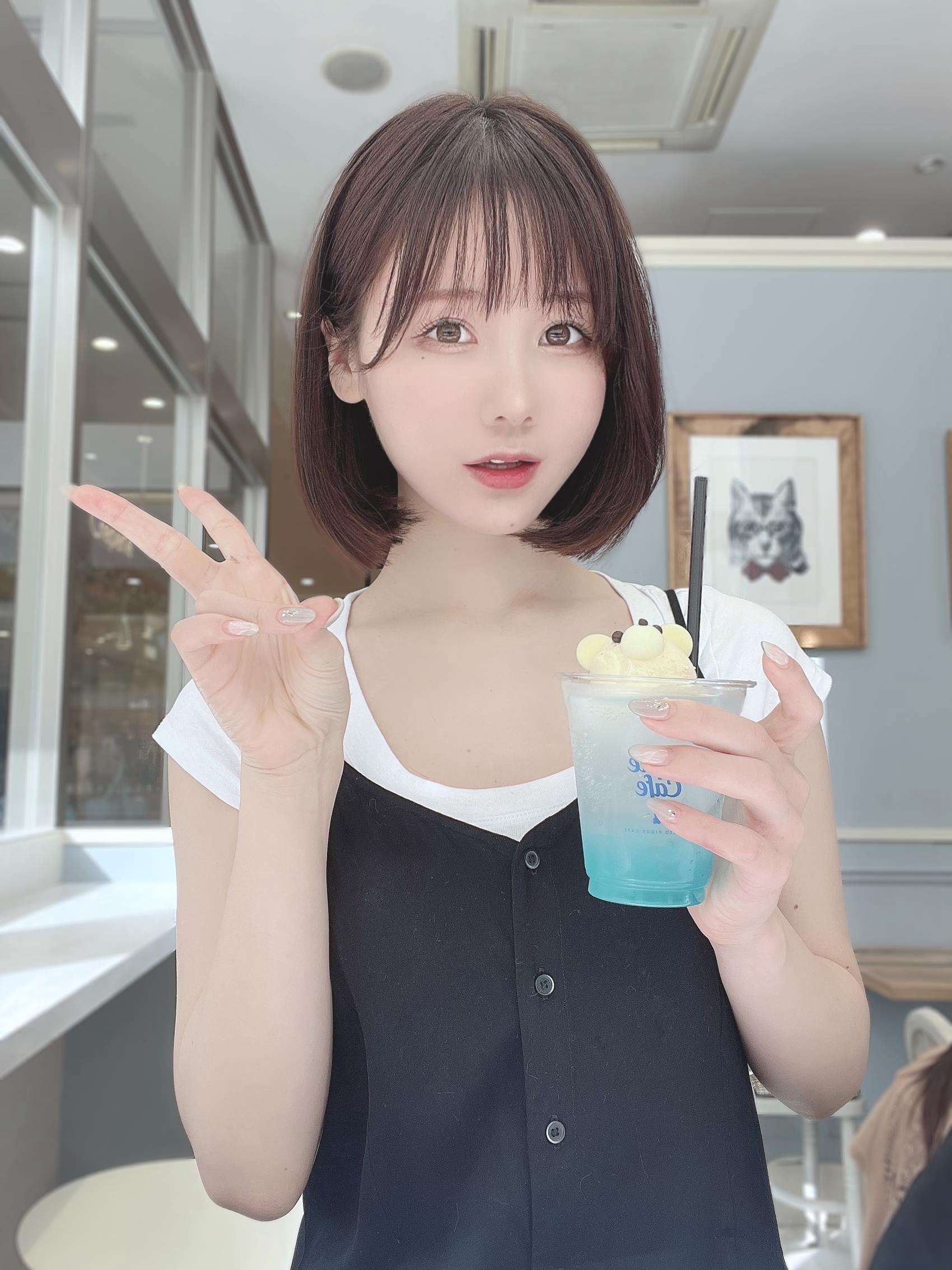 图片[35]-网紅Coser@けん研(けんけん) Fantia-2022年8月合辑[88P] – 速更版-美库