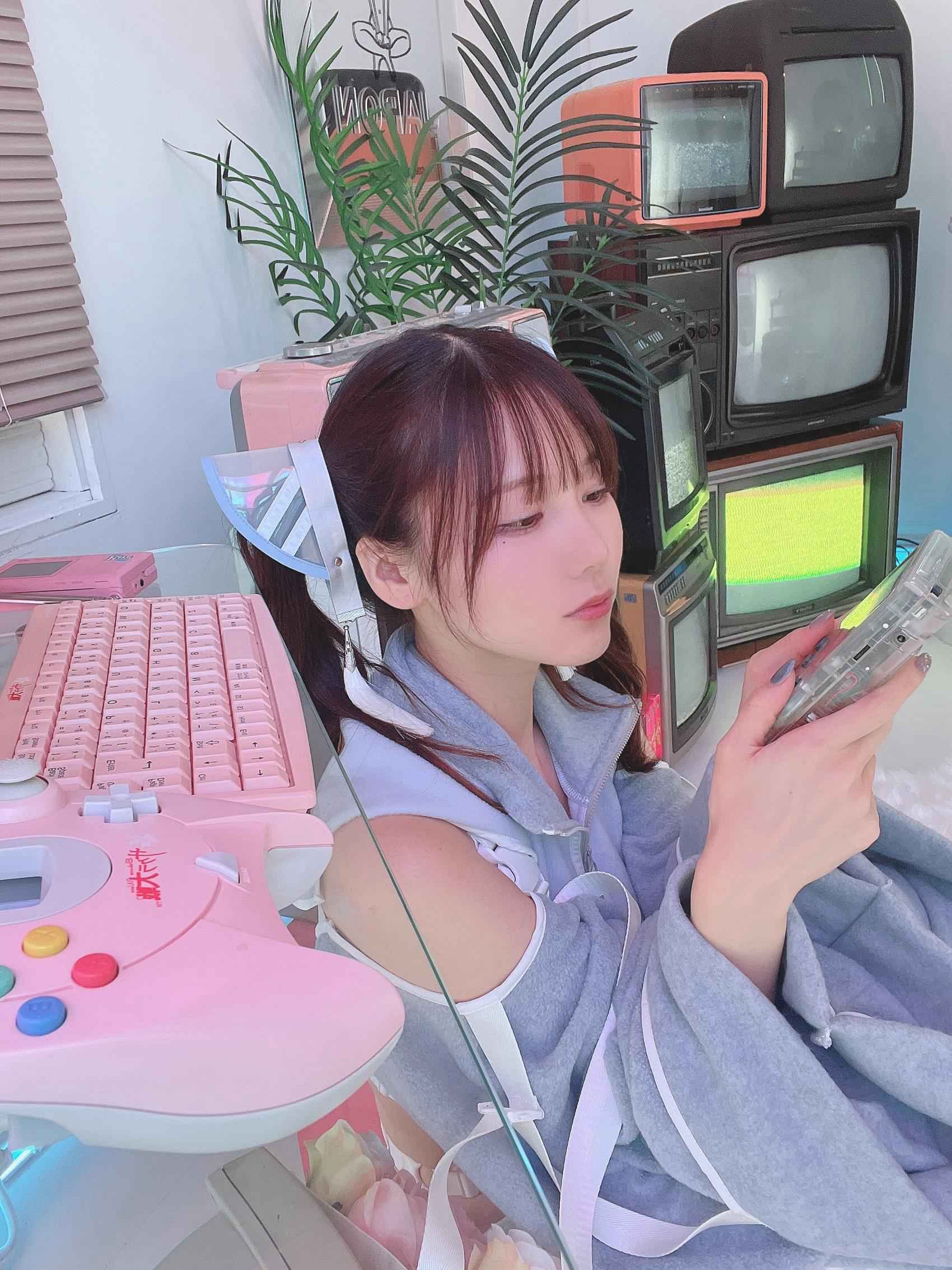 图片[51]-网紅Coser@けん研(けんけん) Fantia-2022年7月合辑[79P] – 速更版-美库