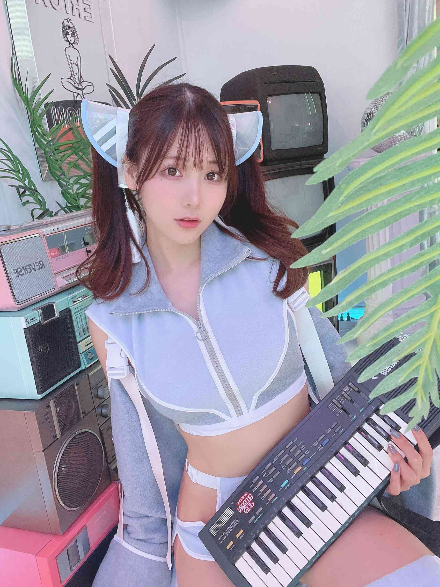 图片[56]-网紅Coser@けん研(けんけん) Fantia-2022年7月合辑[79P] – 速更版-美库