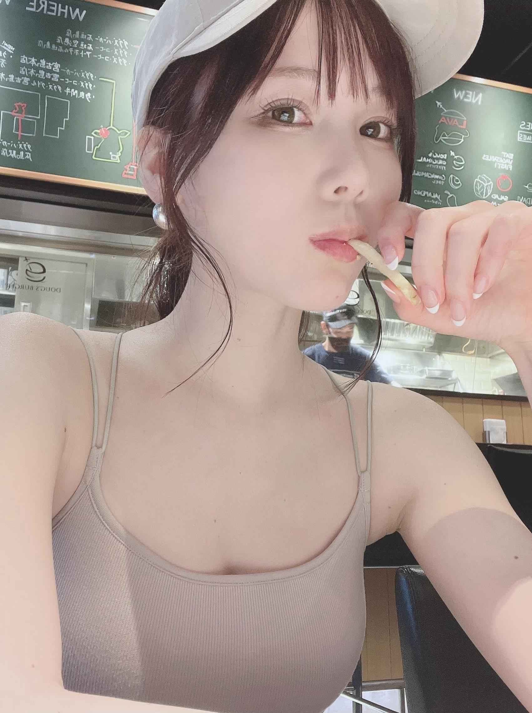 图片[38]-网紅Coser@けん研(けんけん) Fantia-2022年5月合辑[109P] – 速更版-美库