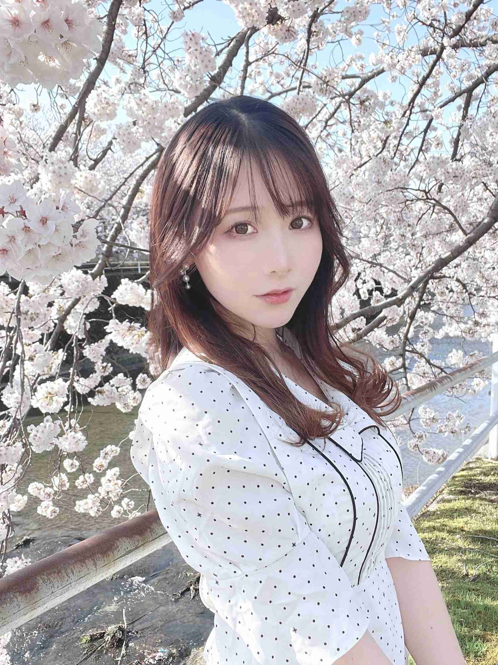 图片[80]-网紅Coser@.けん研(けんけん) Fantia-2022年4月合辑[97P] – 速更版-美库