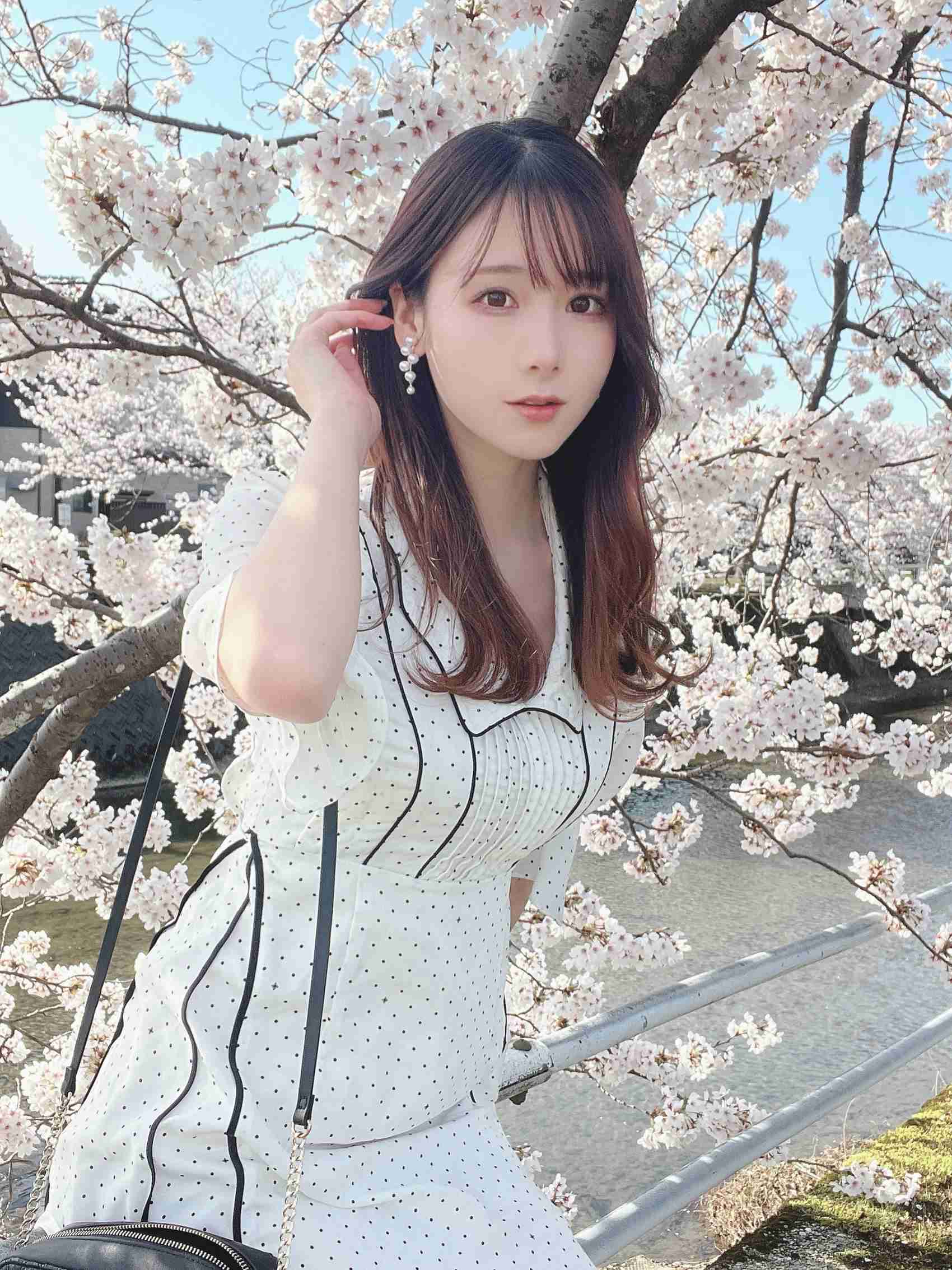 图片[81]-网紅Coser@.けん研(けんけん) Fantia-2022年4月合辑[97P] – 速更版-美库