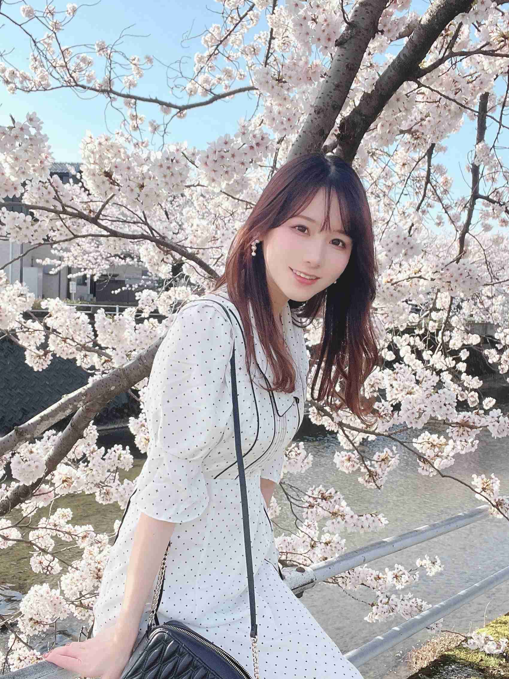 图片[82]-网紅Coser@.けん研(けんけん) Fantia-2022年4月合辑[97P] – 速更版-美库