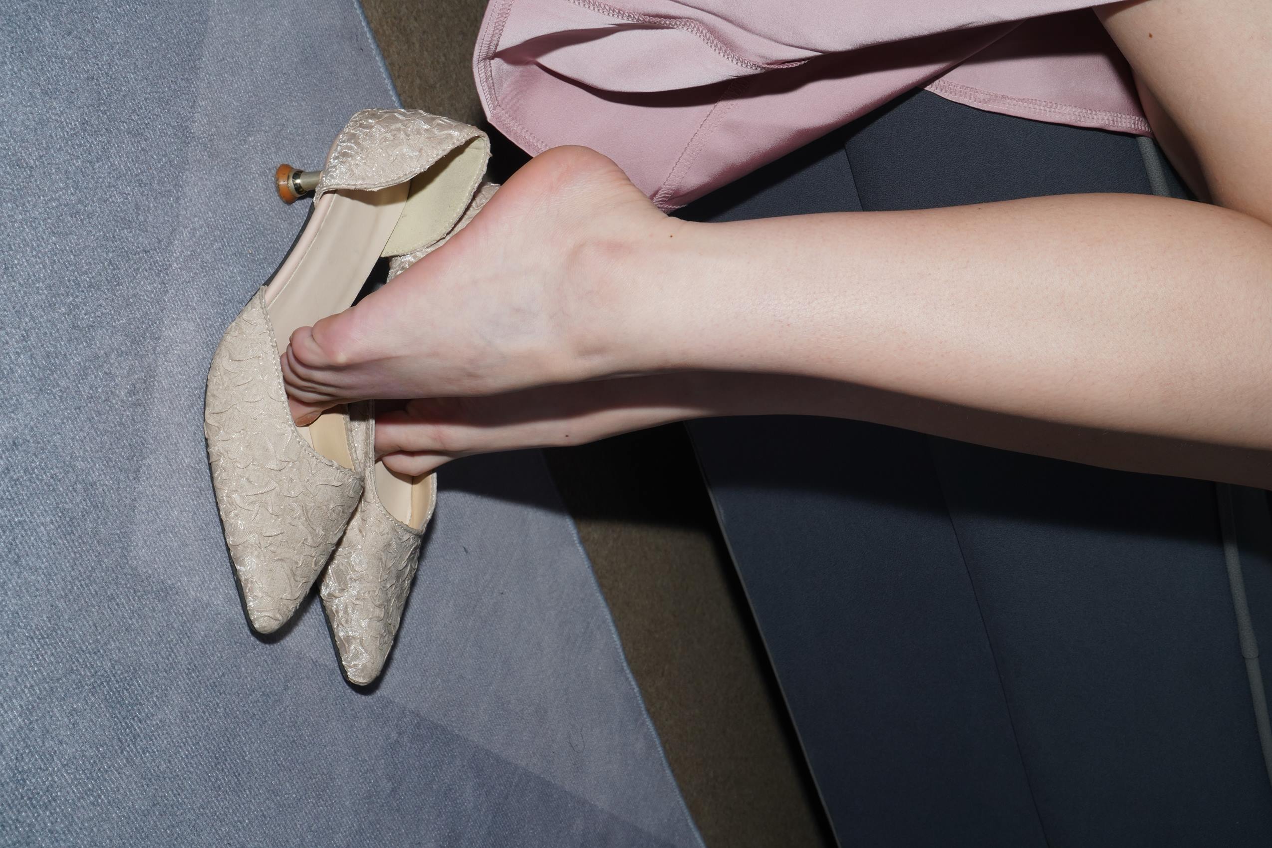 图片[100]-Pary摄影 NO.098 大美女秀婷脱下高跟把美脚伸到面前[102P] – 速更版-美库