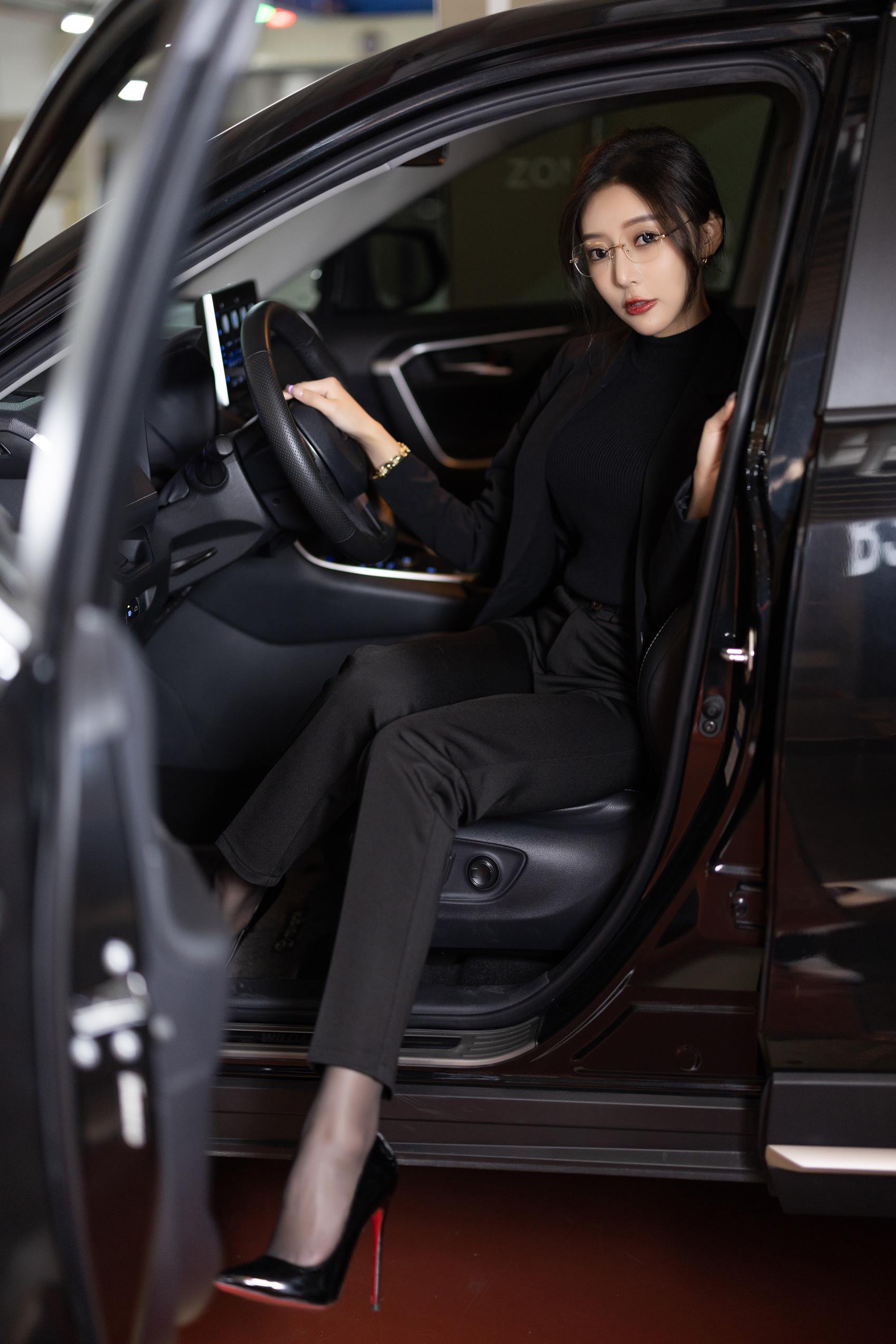 图片[30]-王馨瑶Yanni – 内购 黑色西装加西裤高启兰[64P] – 速更版-美库