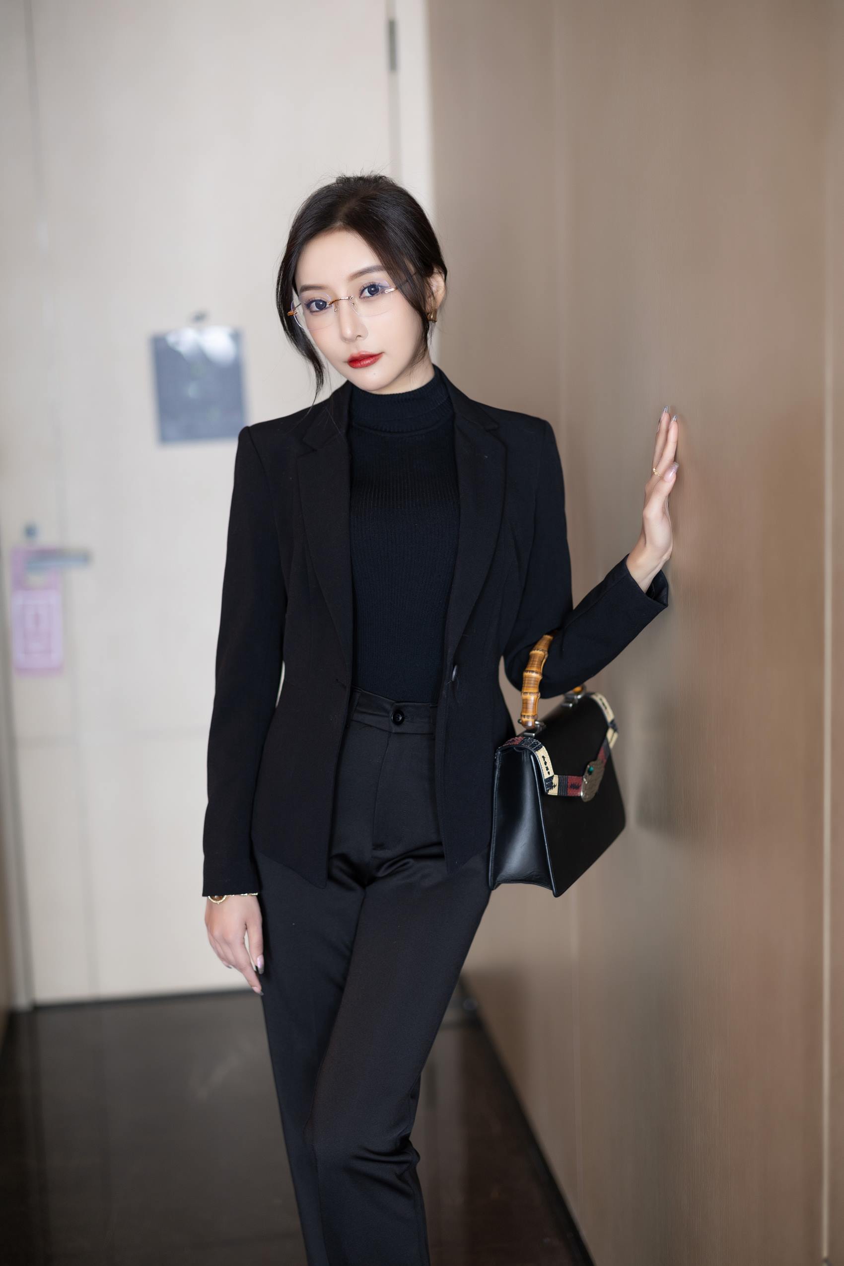 图片[39]-王馨瑶Yanni – 内购 黑色西装加西裤高启兰[64P] – 速更版-美库