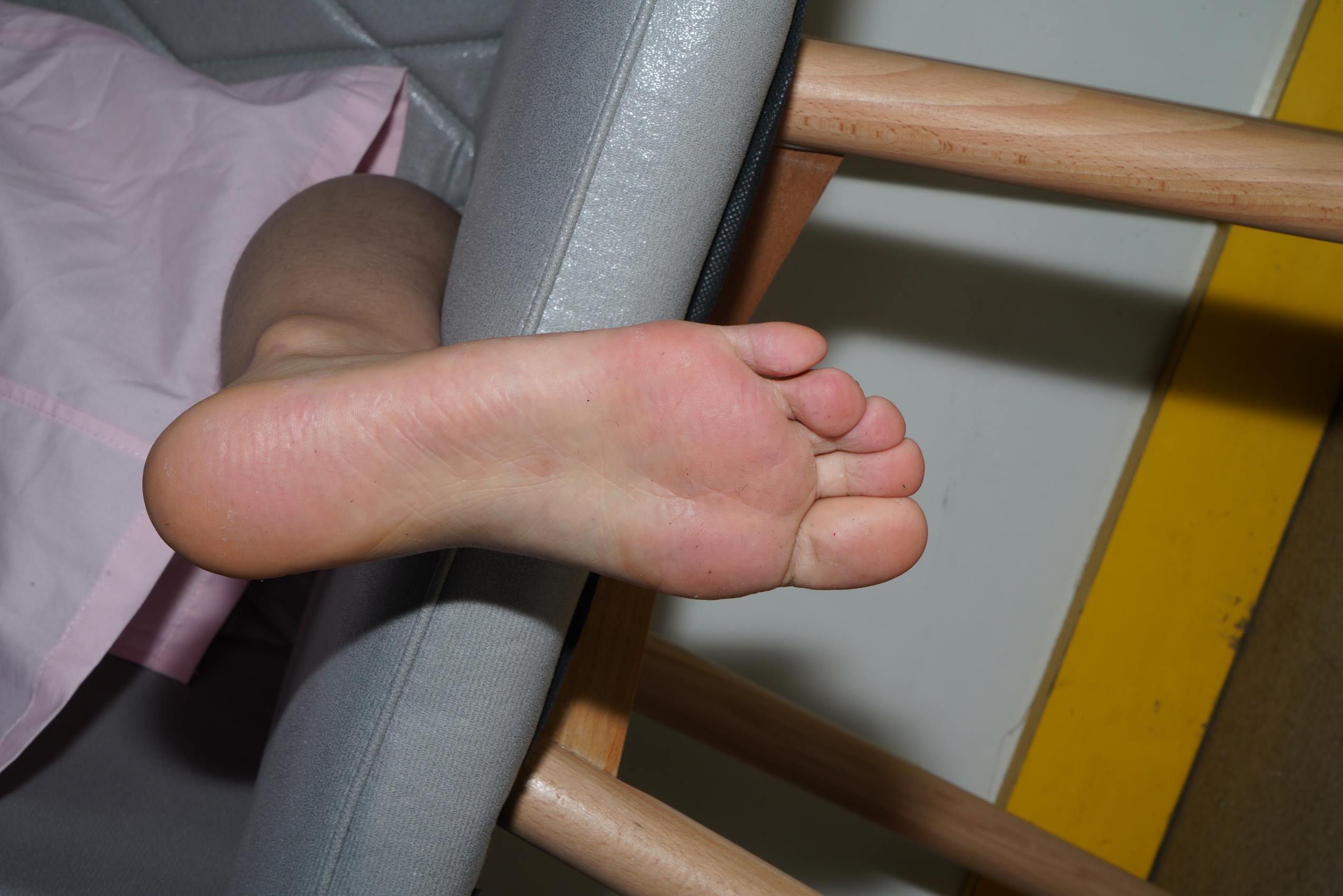 图片[10]-Pary摄影 NO.099 搞怪“护士”小姐姐燕玲秀美脚（2）[48P] – 速更版-美库