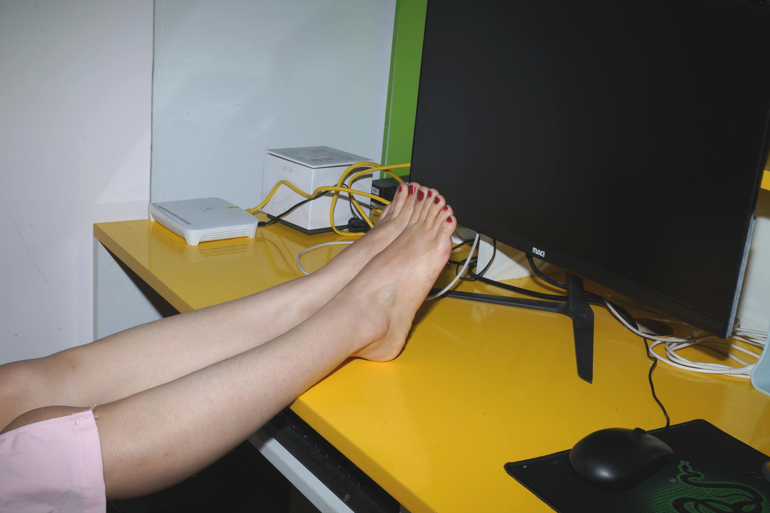 图片[42]-Pary摄影 NO.099 搞怪“护士”小姐姐燕玲秀美脚（2）[48P] – 速更版-美库