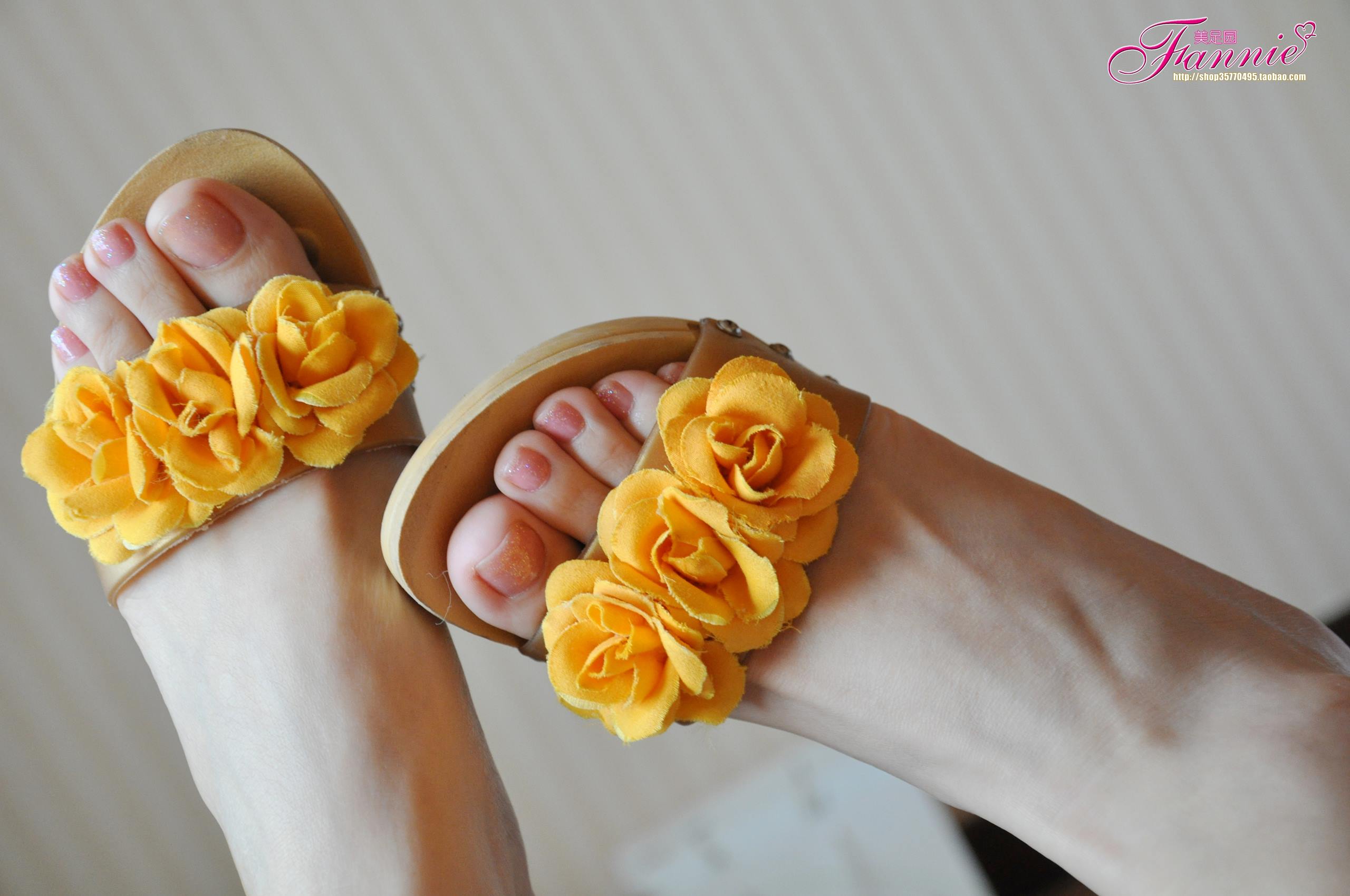 图片[25]-Fannie芬妮每足园 No.319 梦中的婚礼 黄玫瑰 [62P] – 速更版-美库