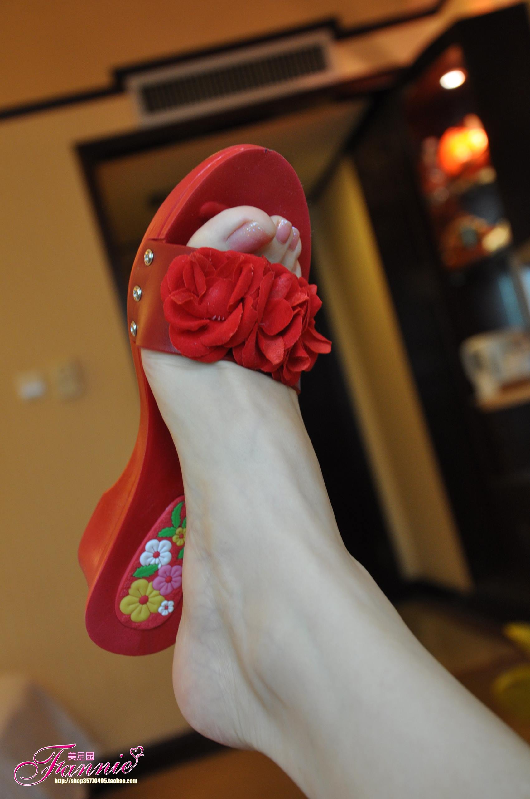 图片[35]-Fannie芬妮每足园 No.318 梦中的婚礼 红玫瑰 [74P] – 速更版-美库