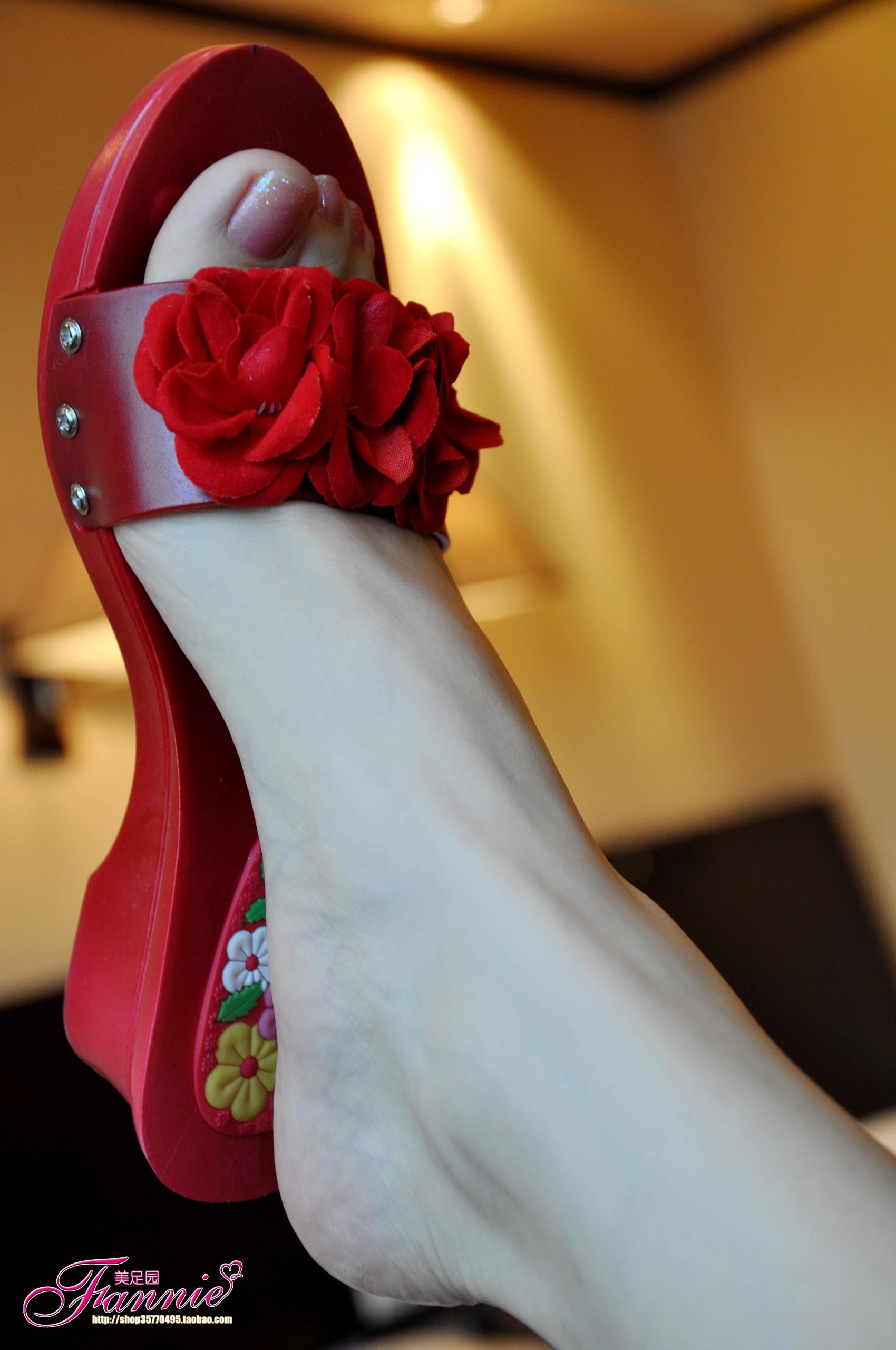 图片[50]-Fannie芬妮每足园 No.318 梦中的婚礼 红玫瑰 [74P] – 速更版-美库