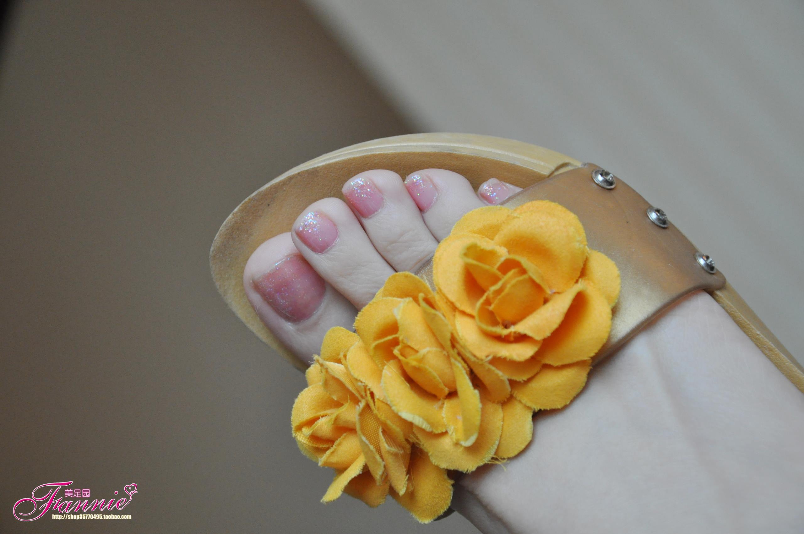 图片[48]-Fannie芬妮每足园 No.319 梦中的婚礼 黄玫瑰 [62P] – 速更版-美库