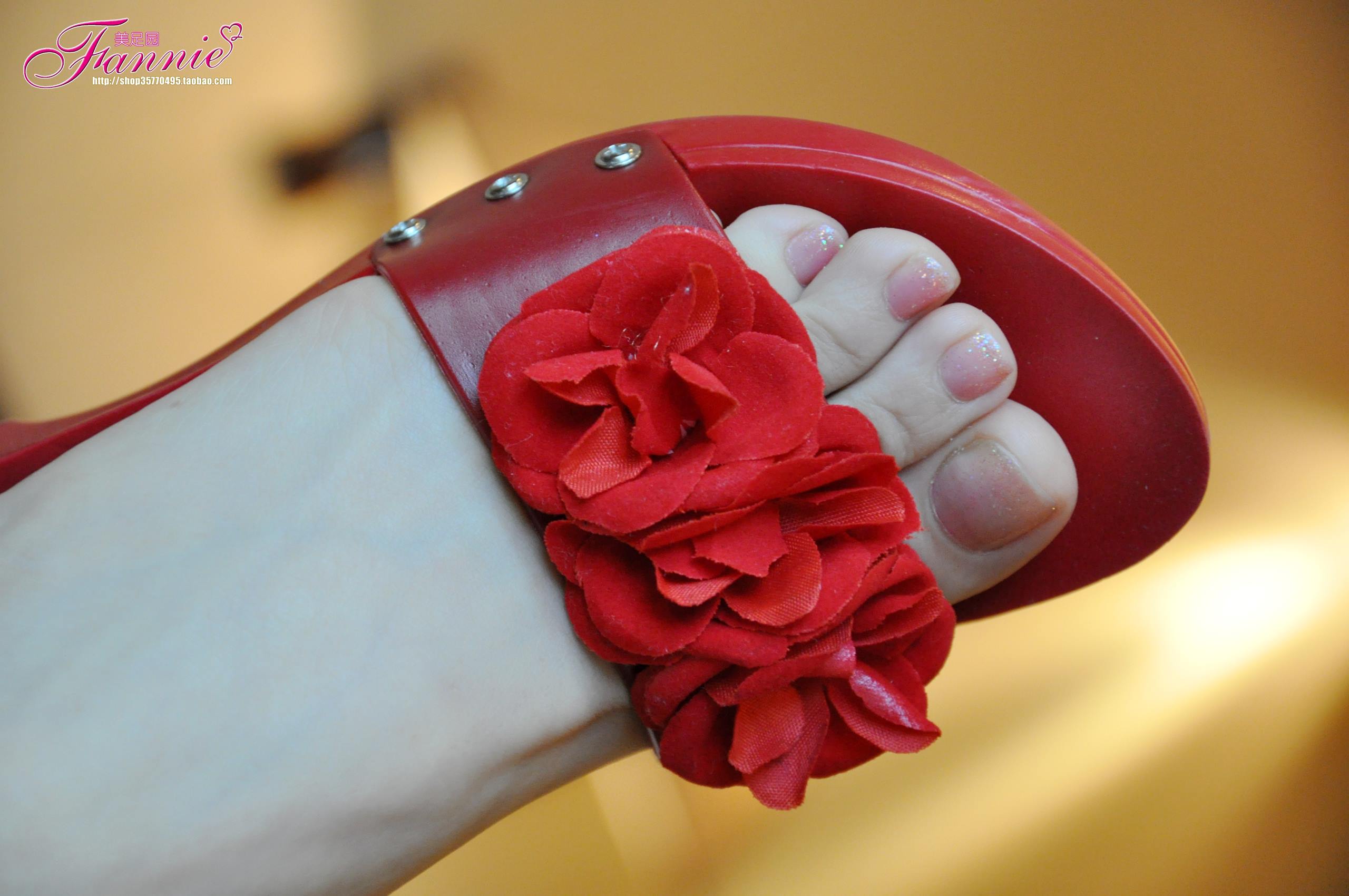 图片[54]-Fannie芬妮每足园 No.318 梦中的婚礼 红玫瑰 [74P] – 速更版-美库