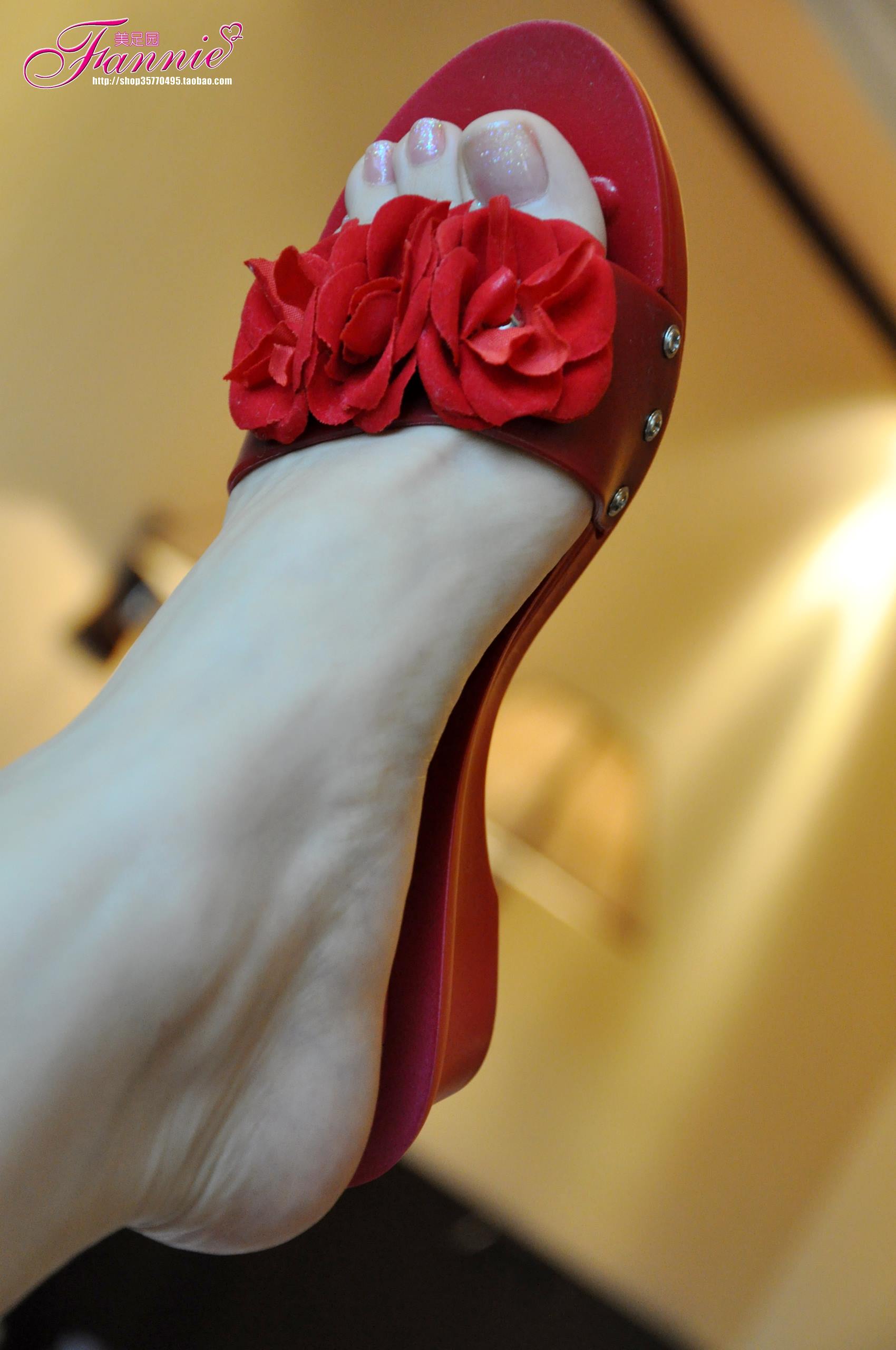 图片[55]-Fannie芬妮每足园 No.318 梦中的婚礼 红玫瑰 [74P] – 速更版-美库