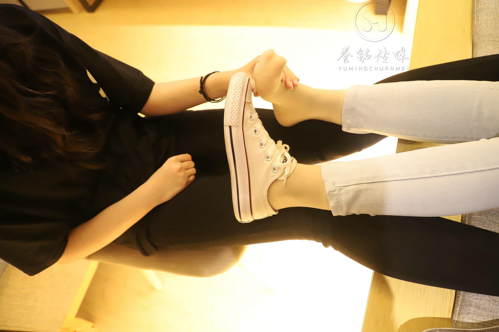 图片[34]-[誉铭传媒]袜足摄影 2019年《2019.05.04定制作品》[155P] – 速更版-美库