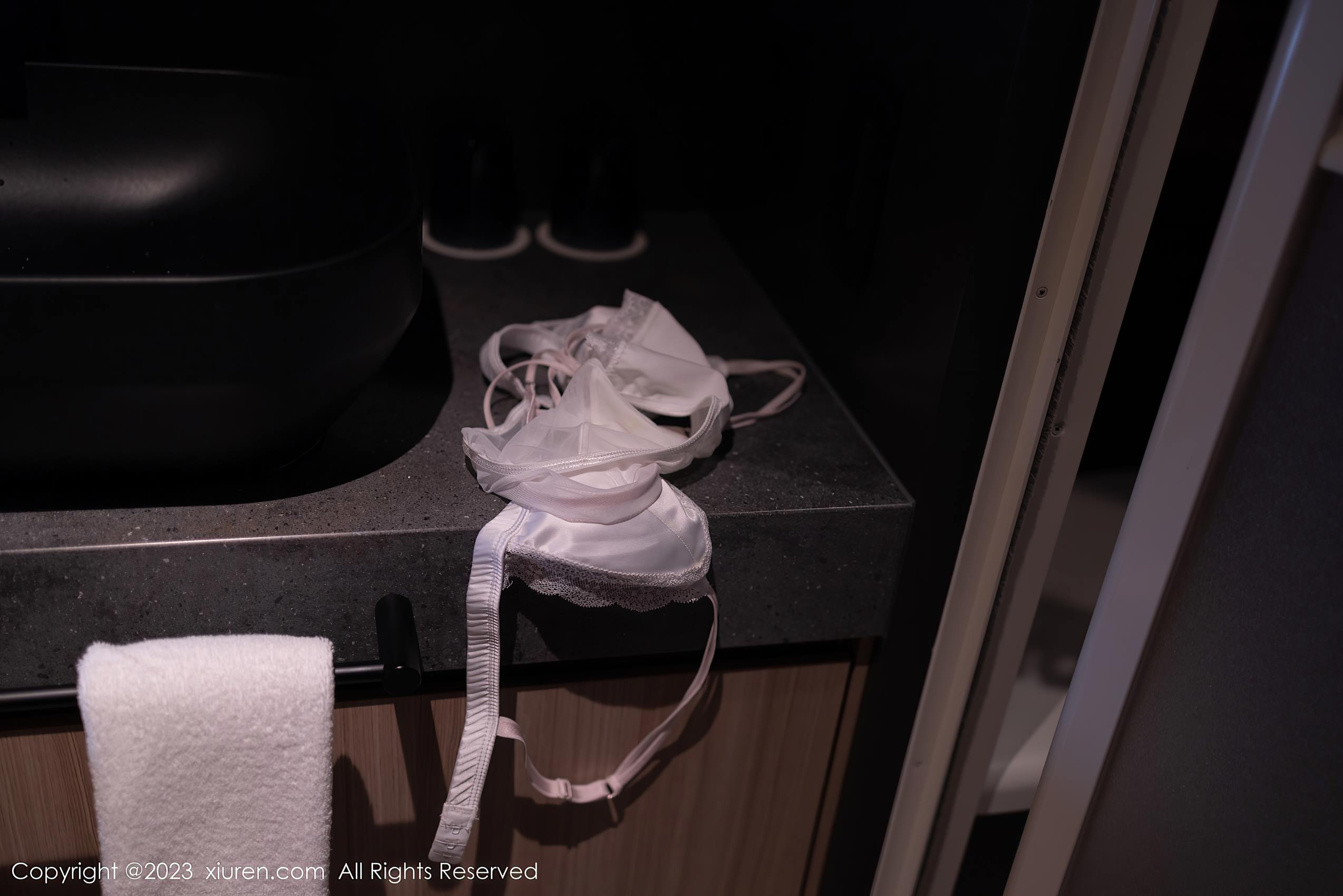 图片[13]-[Xiuren秀人网]2023.11.17 NO.7681 鱼子酱Fish[23+1P] – 速更版-美库