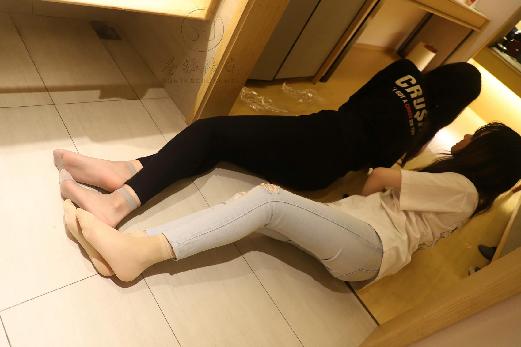 图片[86]-[誉铭传媒]袜足摄影 2019年《2019.05.04定制作品》[155P] – 速更版-美库