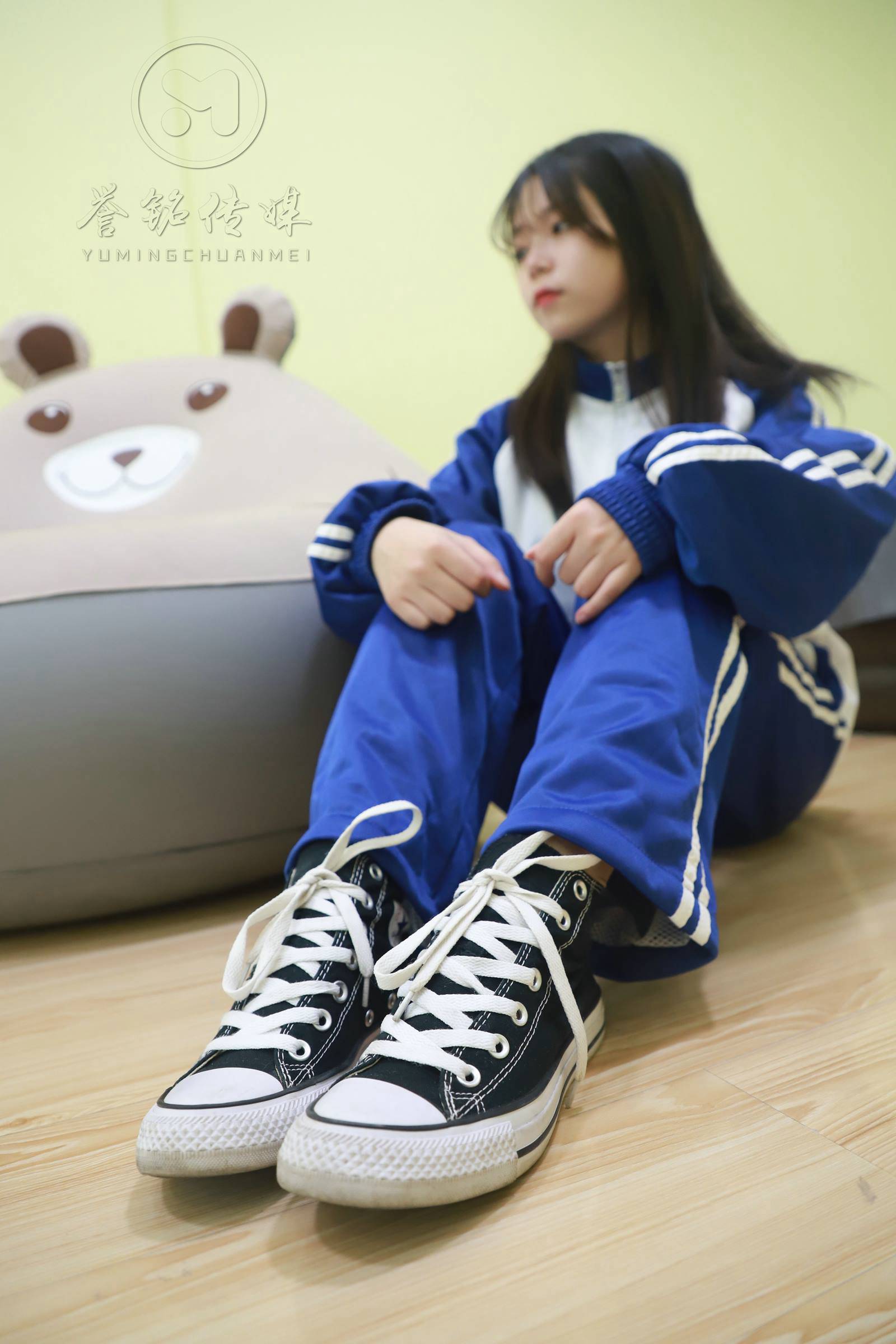 图片[35]-[誉铭传媒]袜足摄影 2019年《2019.05.17定制作品》[156P] – 速更版-美库