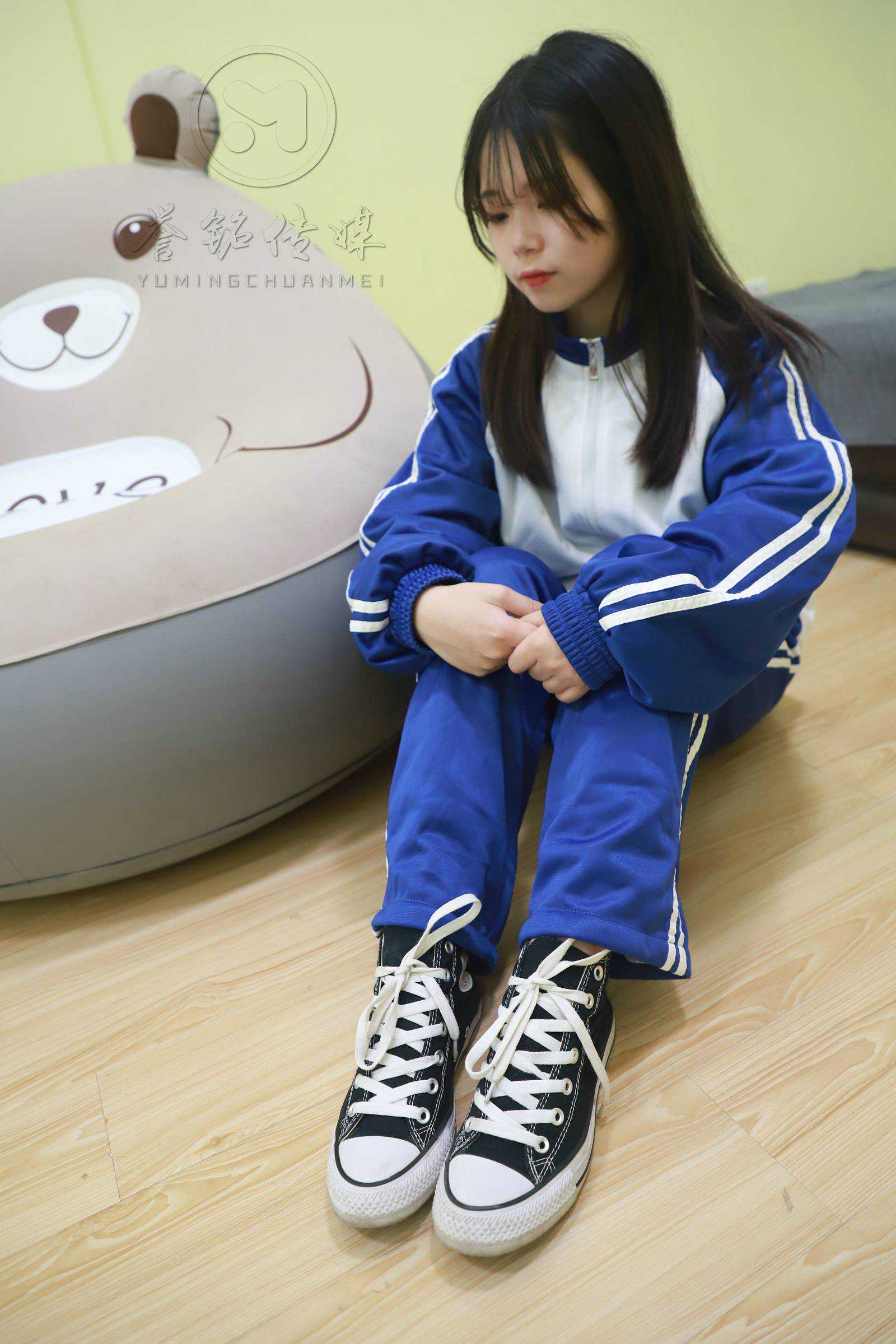 图片[36]-[誉铭传媒]袜足摄影 2019年《2019.05.17定制作品》[156P] – 速更版-美库