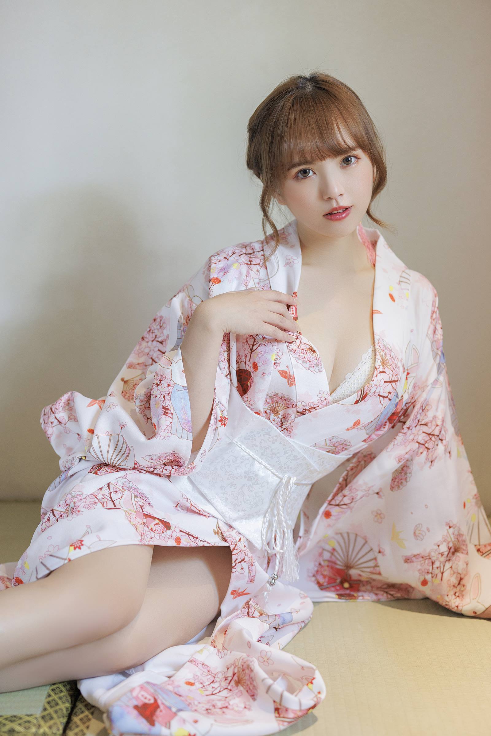 图片[24]-张思允 – 樱花少女[37P] – 速更版-美库