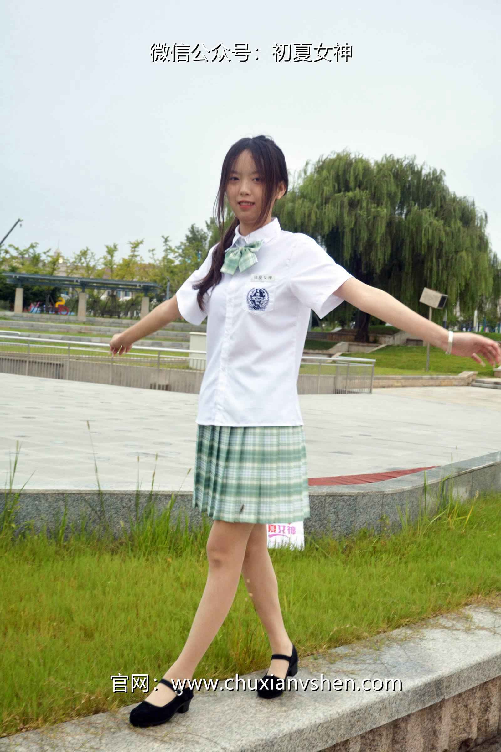 图片[11]-初夏女神 NO.074 情情 绿色JK套[72P] – 速更版-美库