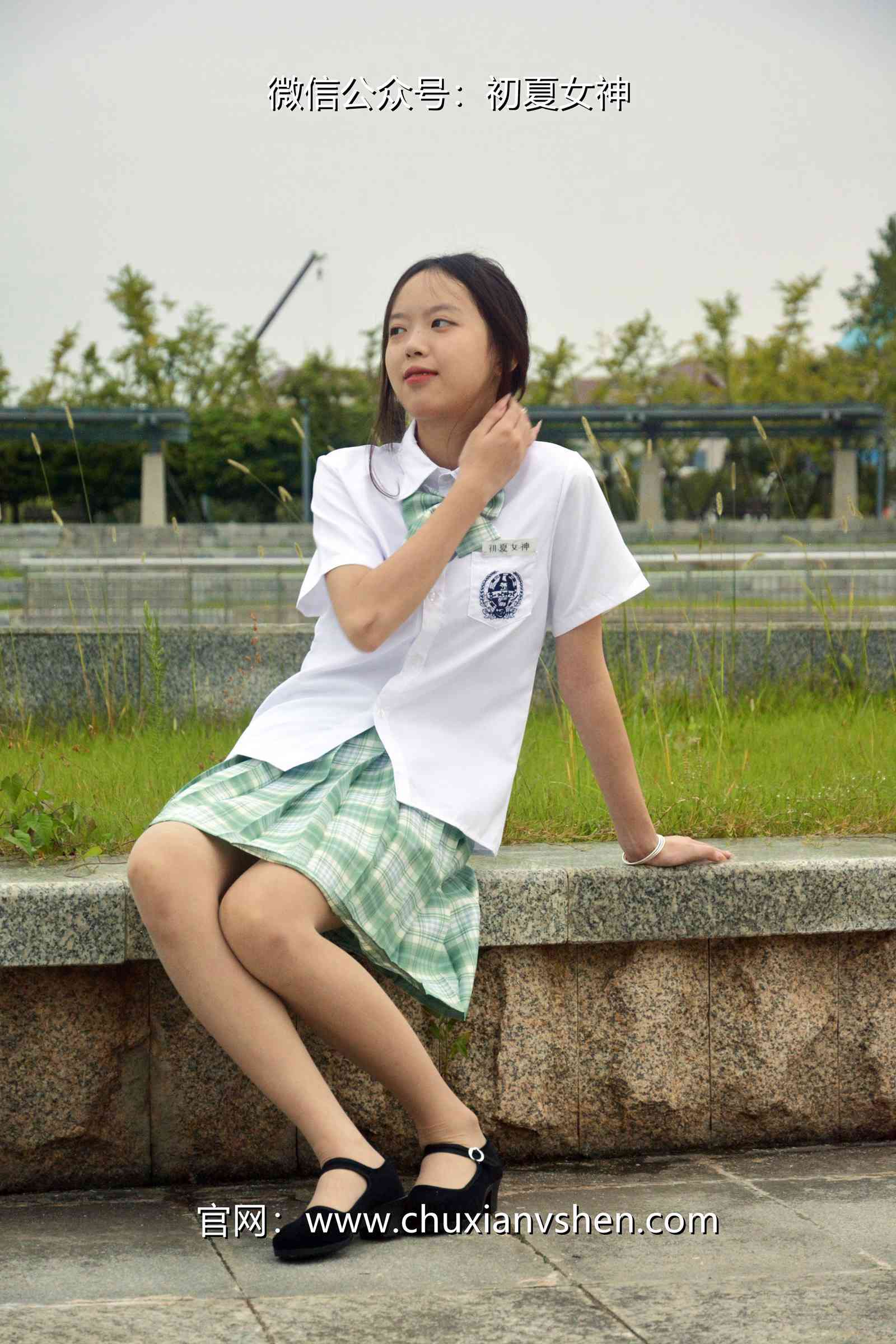 图片[25]-初夏女神 NO.074 情情 绿色JK套[72P] – 速更版-美库