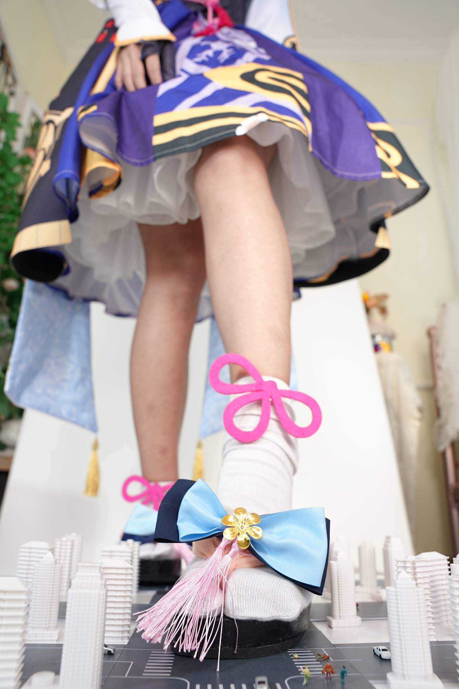 图片[11]-[觅芙少女]NO.092 娜娜-cos神里凌华 巨人踩踏[204P] – 速更版-美库